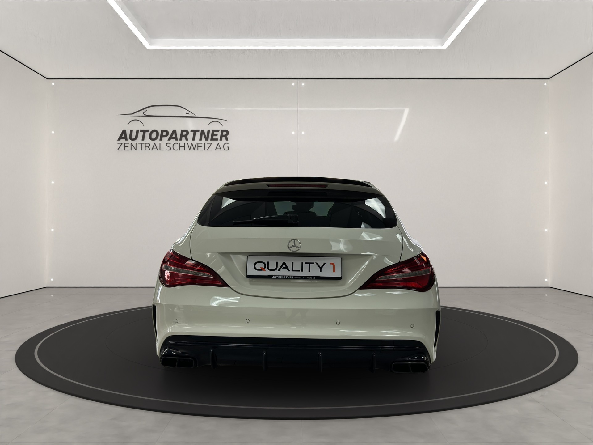 MERCEDES-BENZ CLA Shooting Brake 45 AMG 4Matic Speedshift - 5