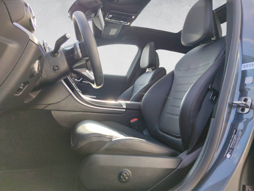 MERCEDES-BENZ C 300 AMG Line 4Matic T- Modell - 10