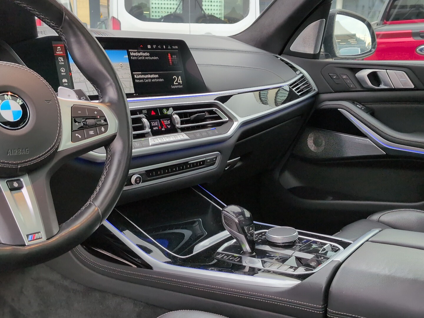 BMW X7 M50i - 11