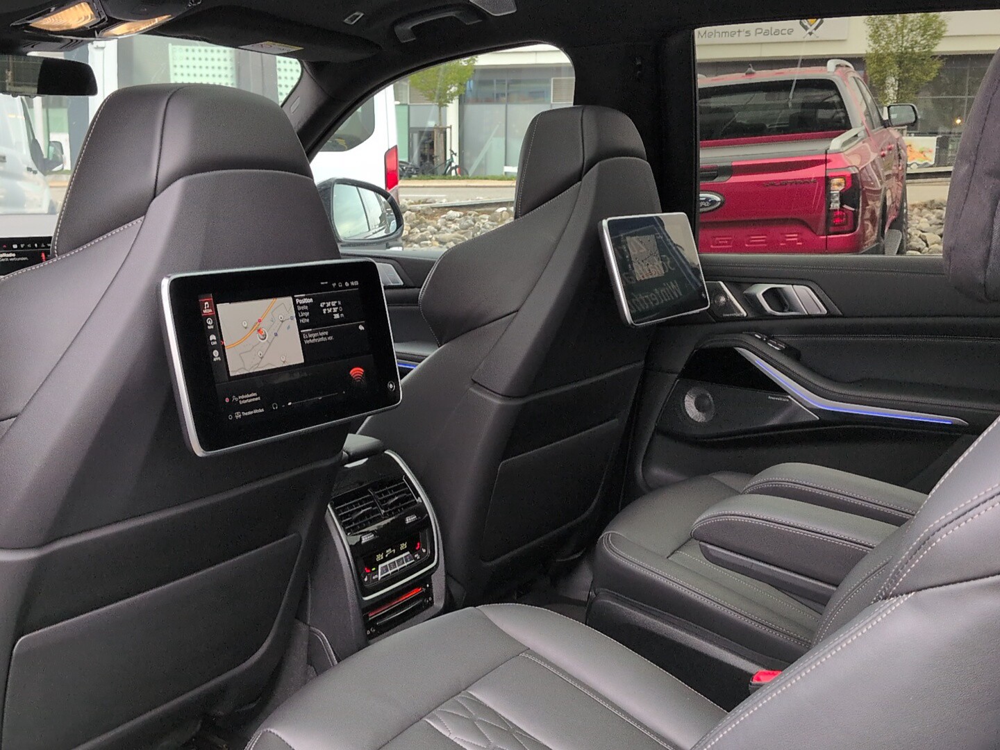 BMW X7 M50i - 13