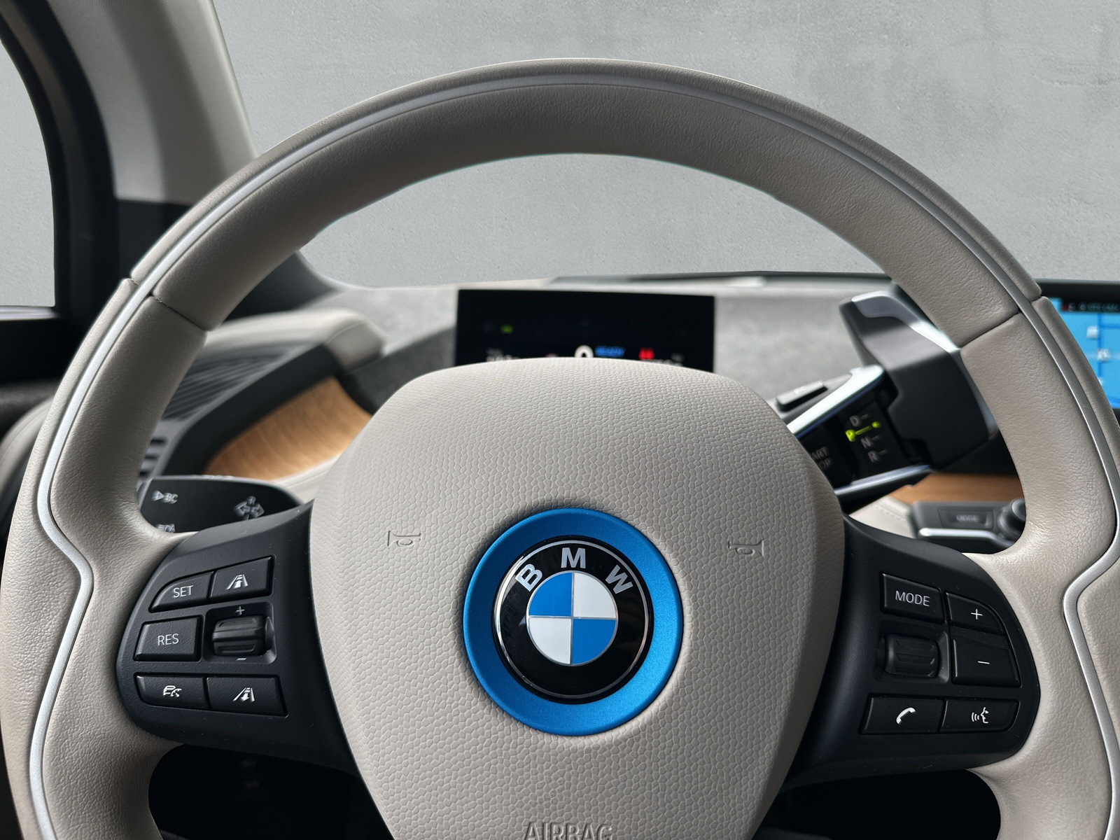 BMW i3s (120Ah) - 18