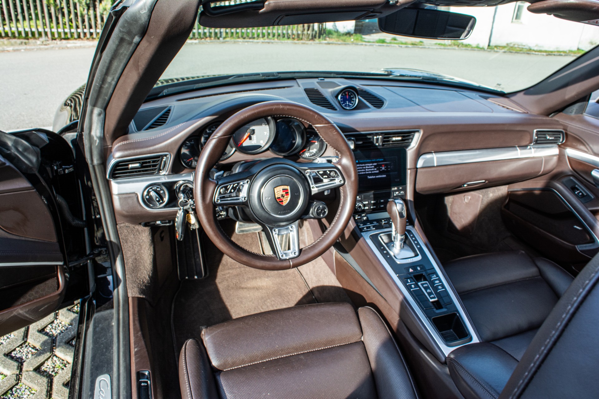 PORSCHE 911 Carrera 4S Cabrio PDK - 18