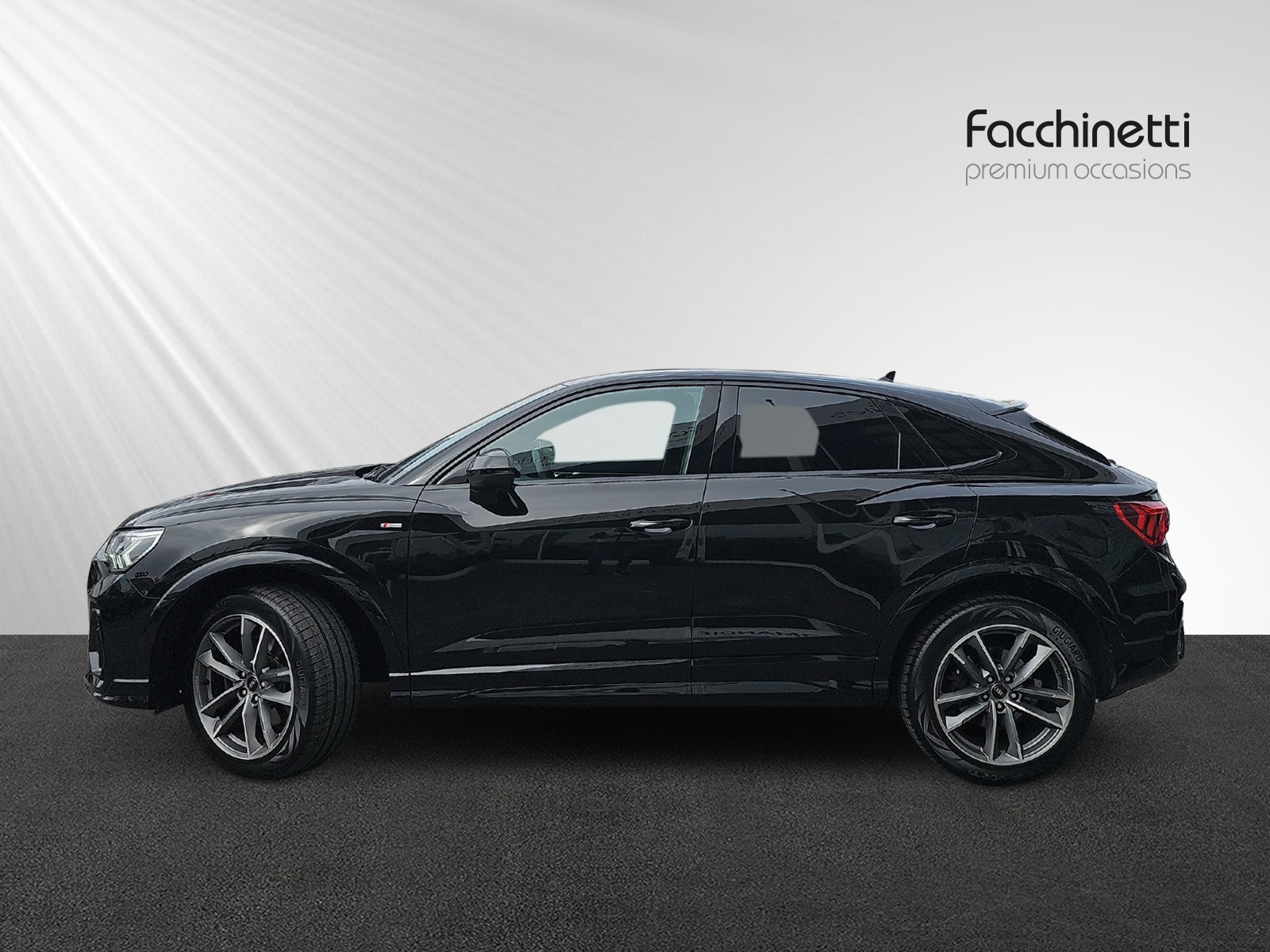 AUDI Q3 Sportback 40 TFSI quattro S-tronic - 2