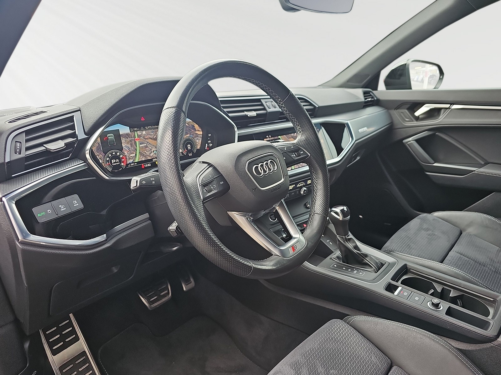 AUDI Q3 Sportback 40 TFSI quattro S-tronic - 4