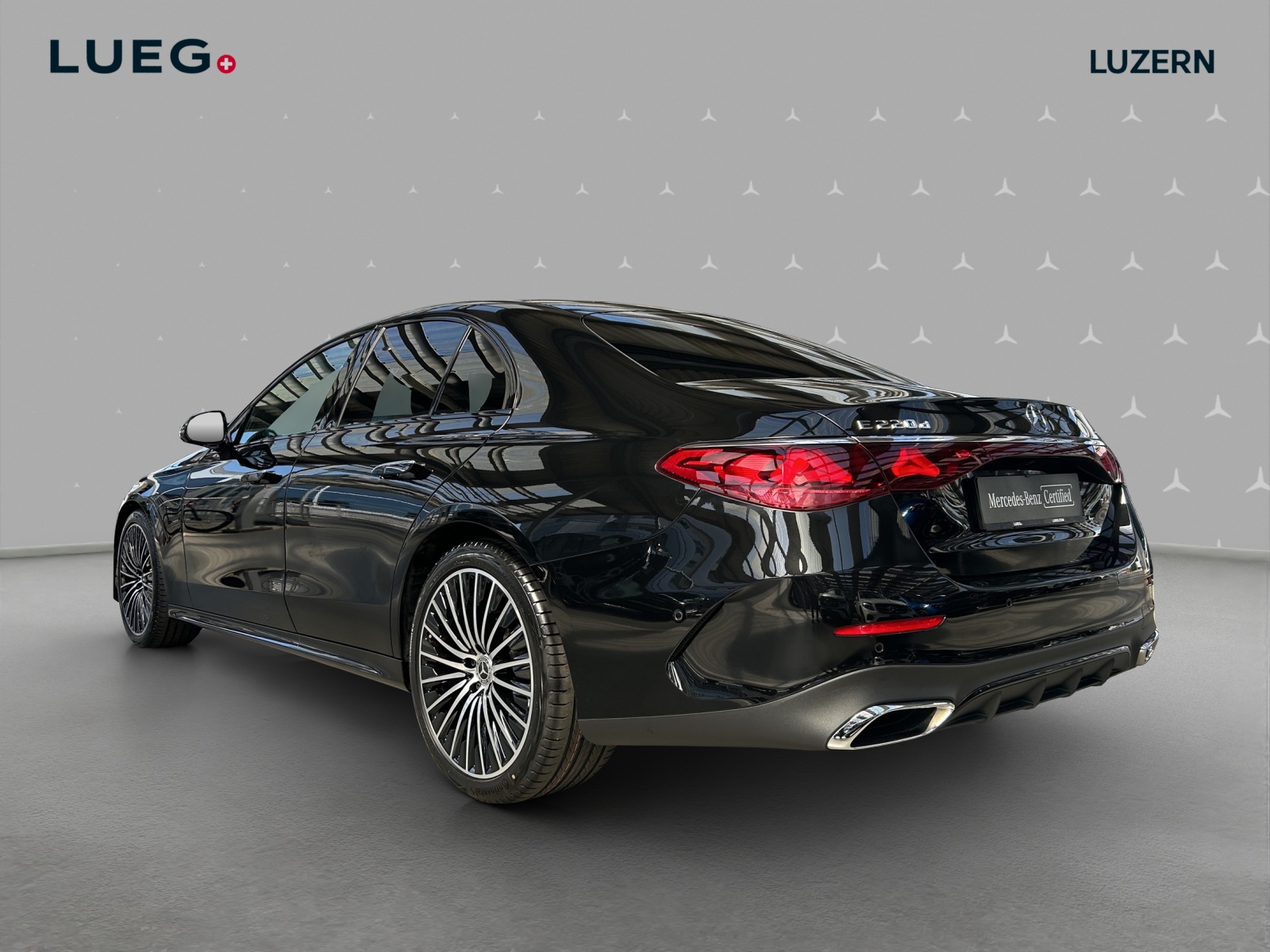 MERCEDES-BENZ E 220 d 4Matic 9G-Tronic - 3