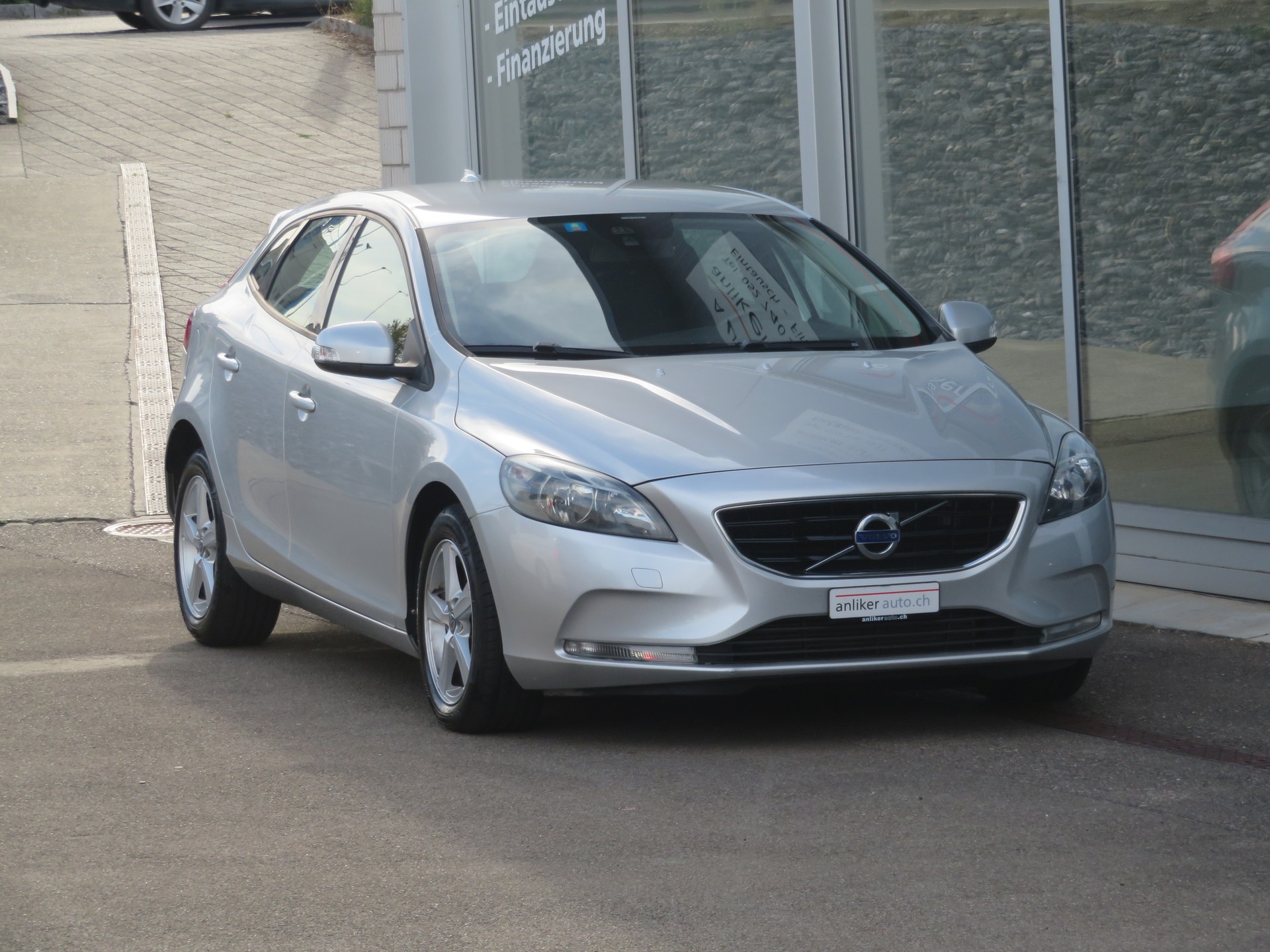 VOLVO V40 D3 Geartronic - 2