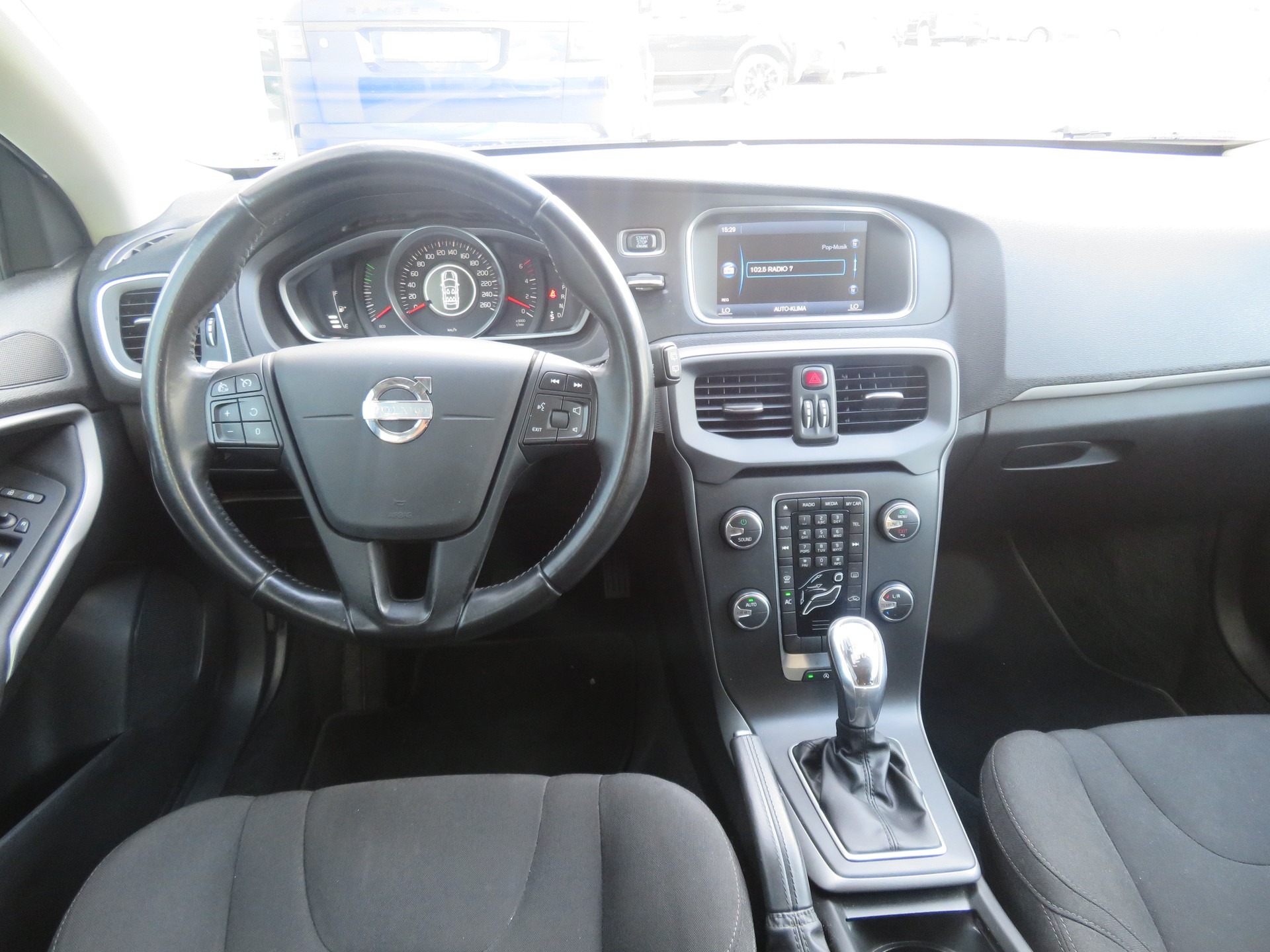 VOLVO V40 D3 Geartronic - 5