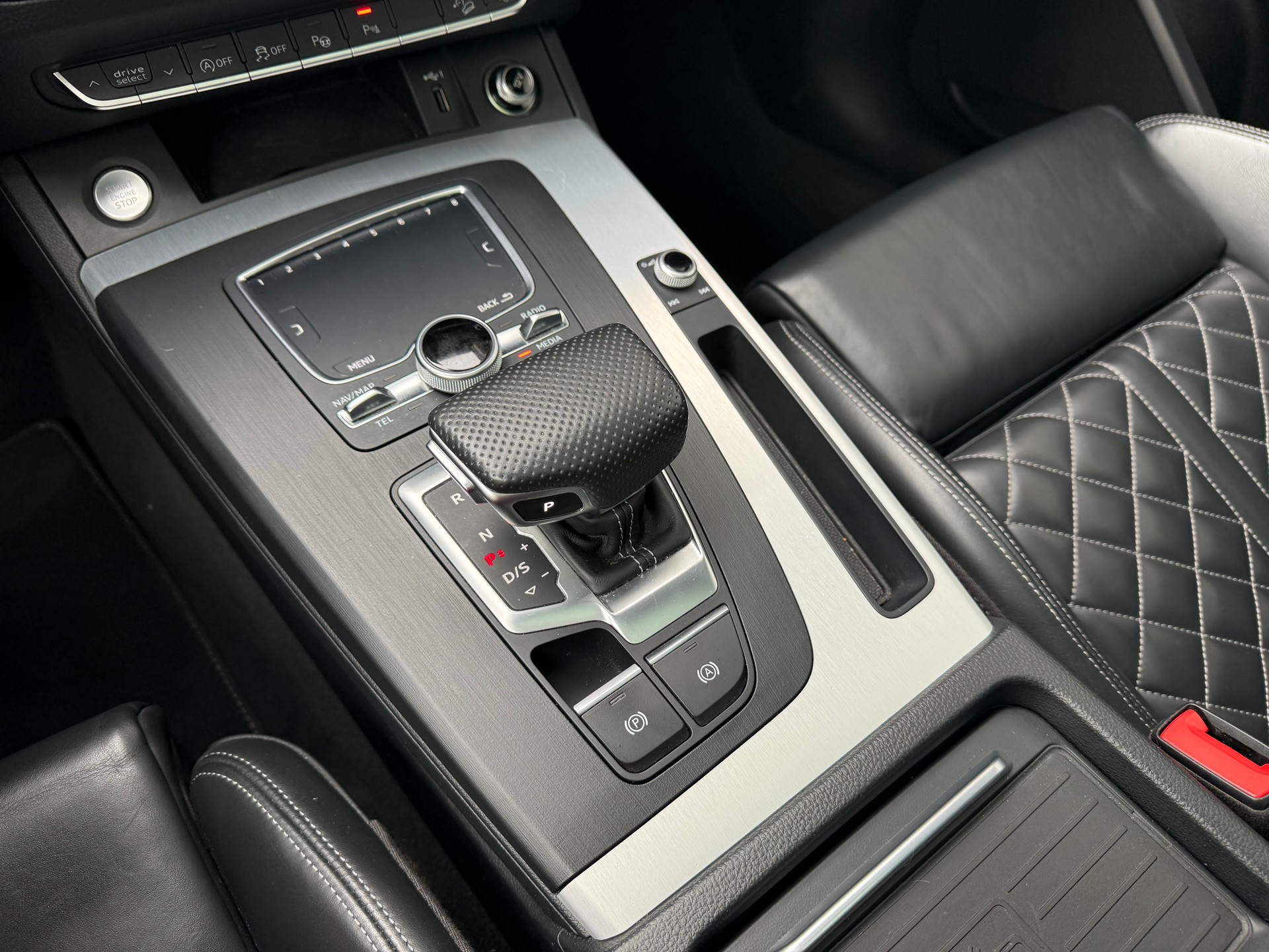 AUDI Q5 40 TDI sport quattro S-tronic - 13