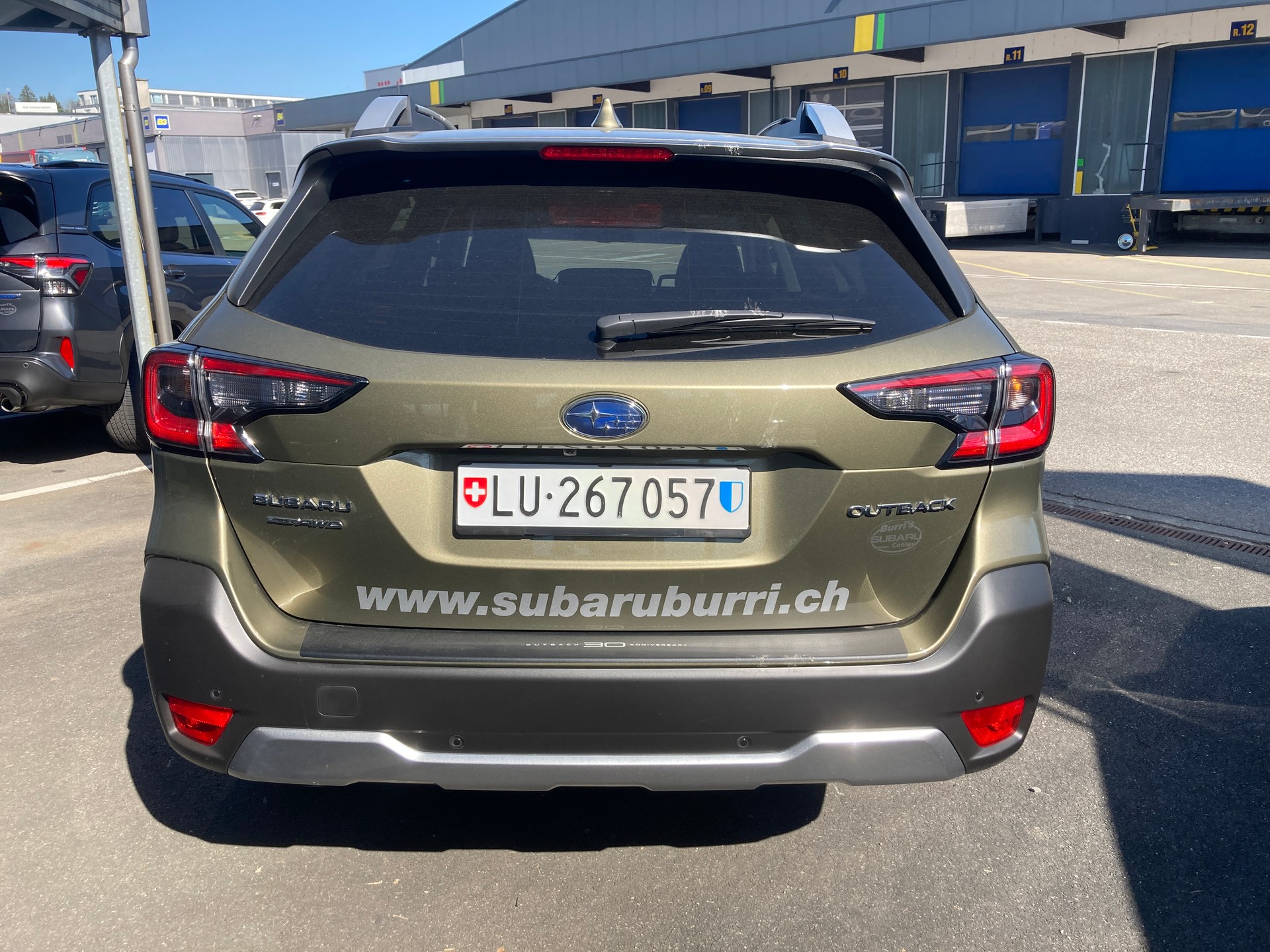 SUBARU Outback 2.5i Luxury AWD Lineartronic - 3