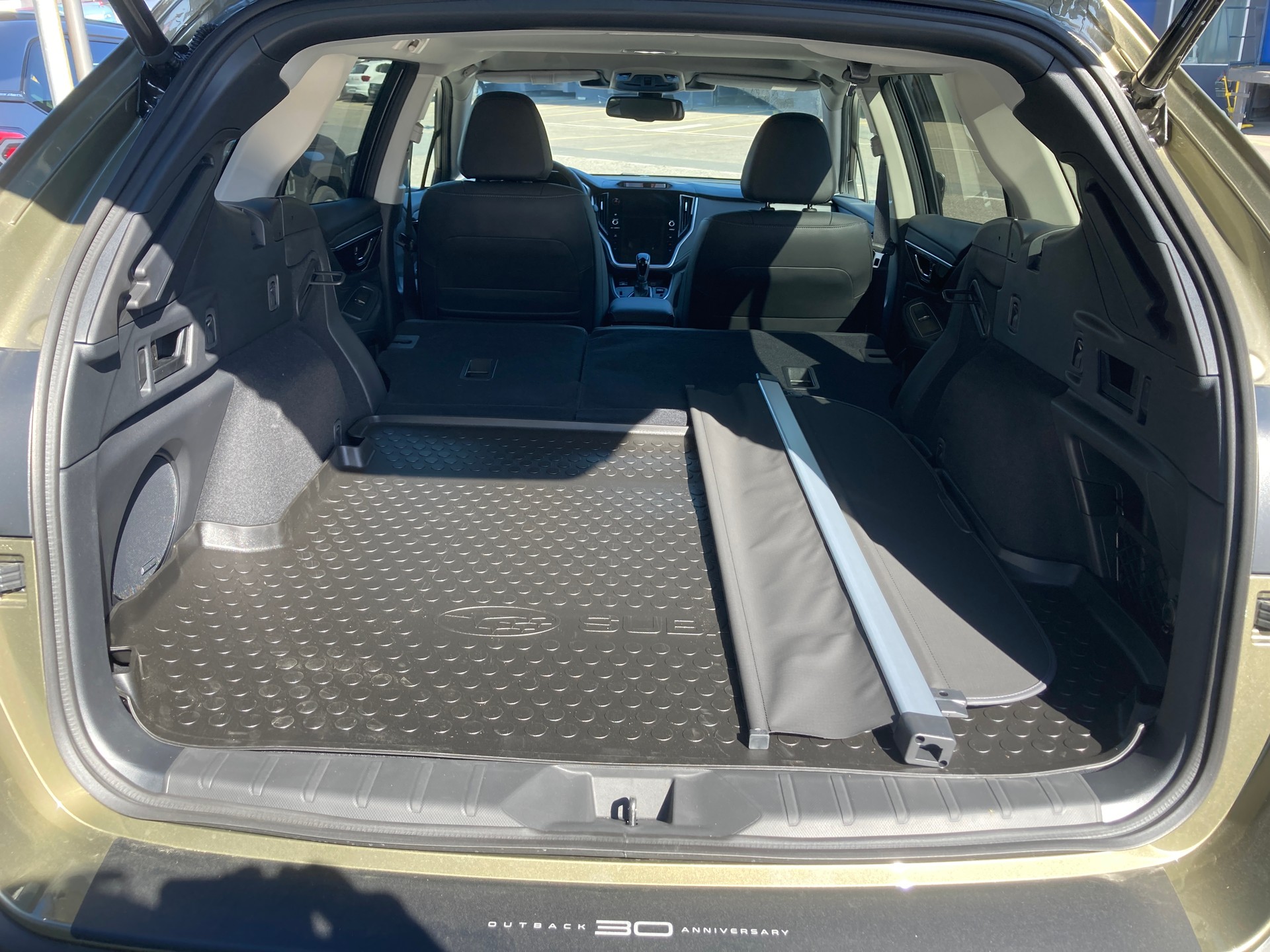 SUBARU Outback 2.5i Luxury AWD Lineartronic - 11