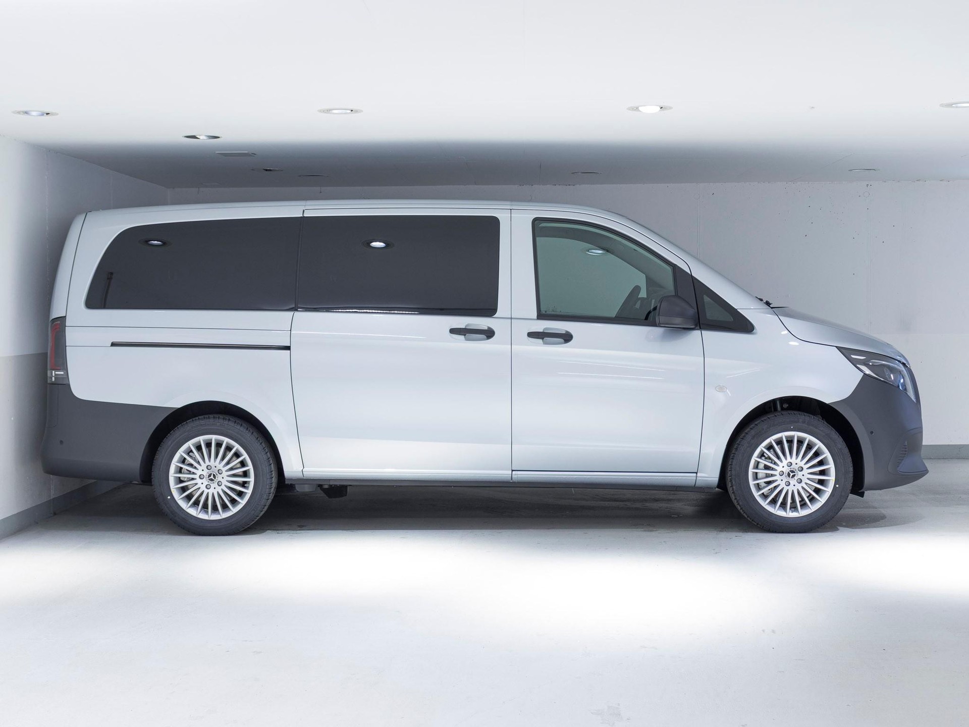 MERCEDES-BENZ Vito 116 CDI Pro Tourer 4MATIC Lang - 3