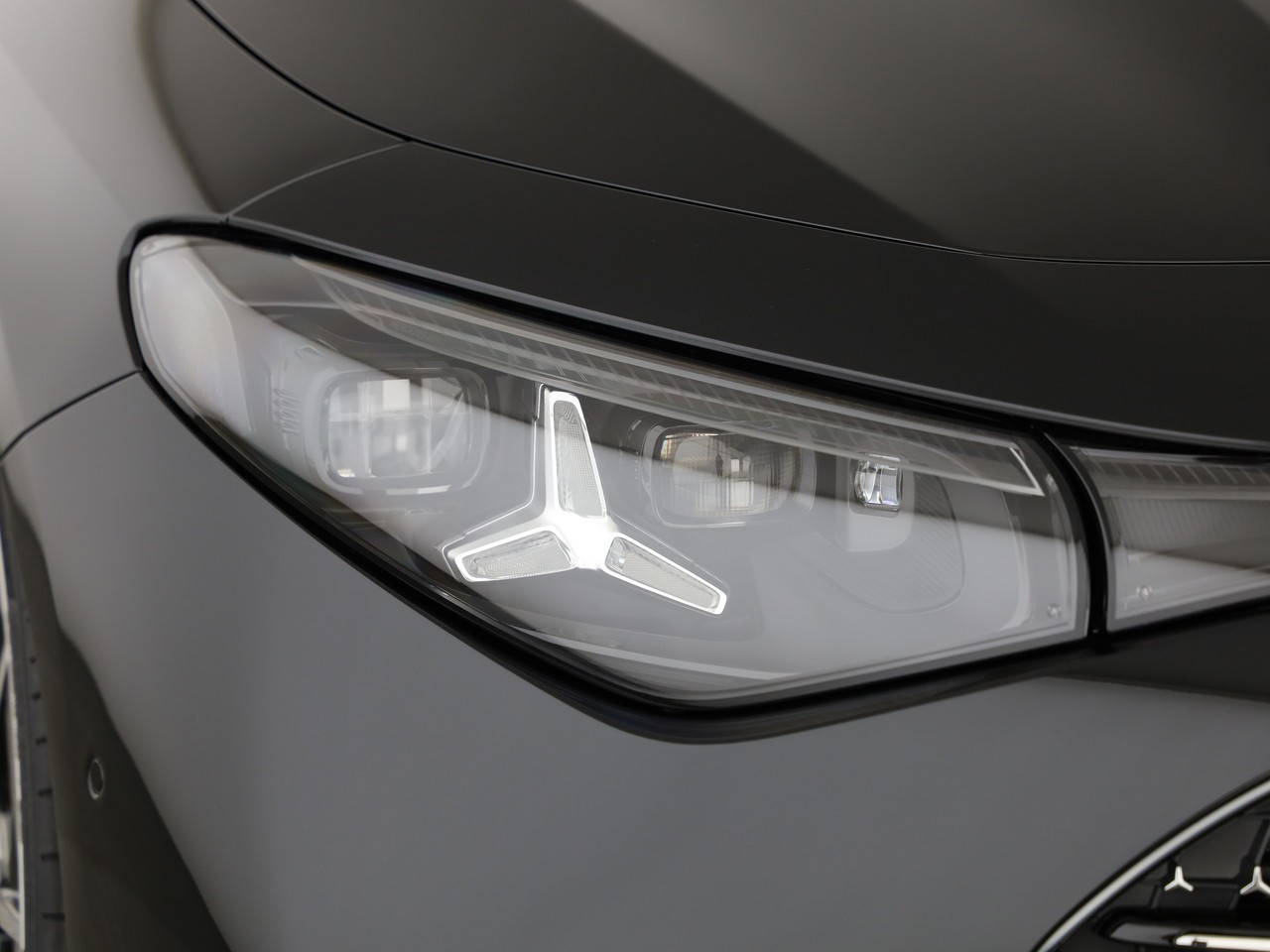 MERCEDES-BENZ CLA 220 8G-DCT 4Matic - 19