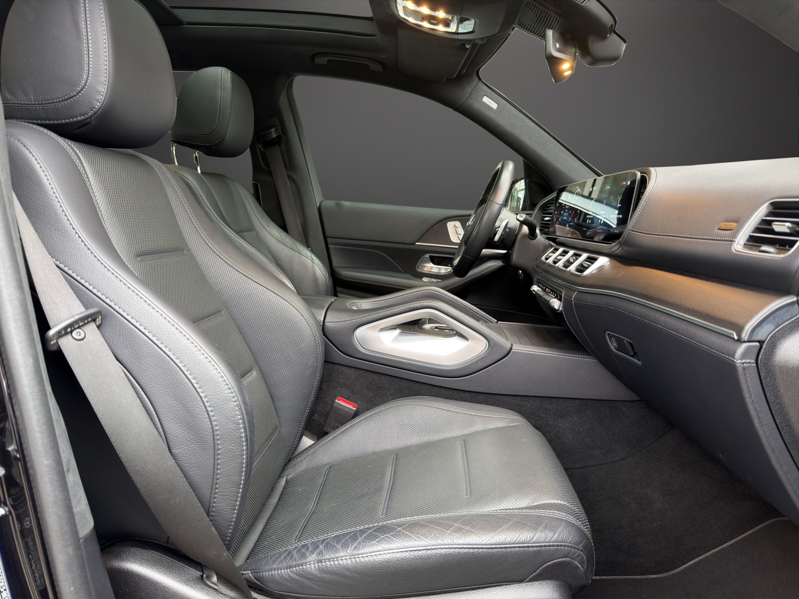 MERCEDES-BENZ GLE 580 4Matic AMG Line 9G-Tronic - 13