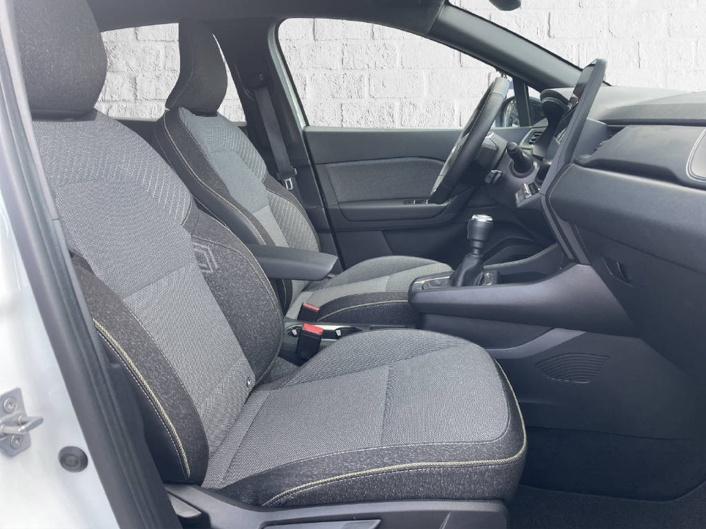 RENAULT Captur 1.3 TCe 140 techno - 6