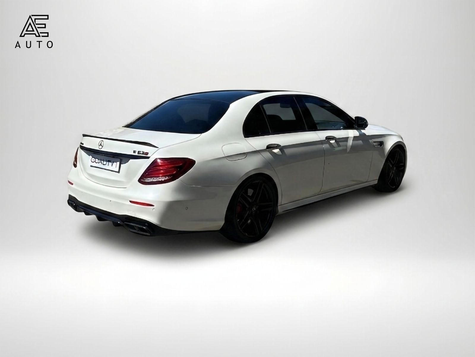 MERCEDES-BENZ E 63 S - 7