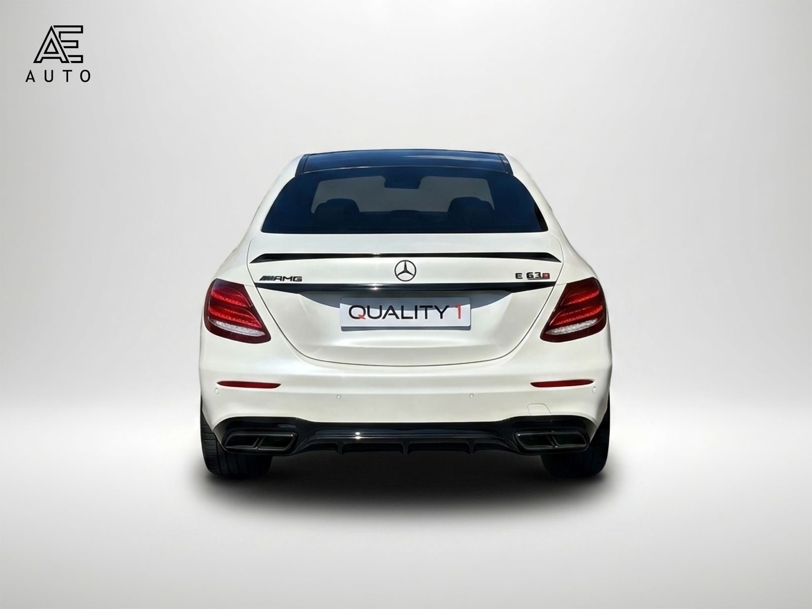 MERCEDES-BENZ E 63 S - 6