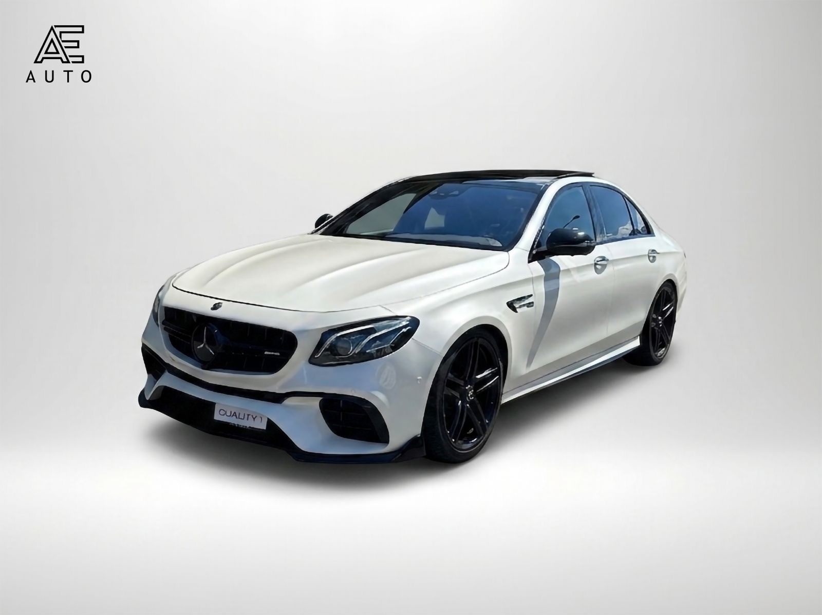 MERCEDES-BENZ E 63 S - 3