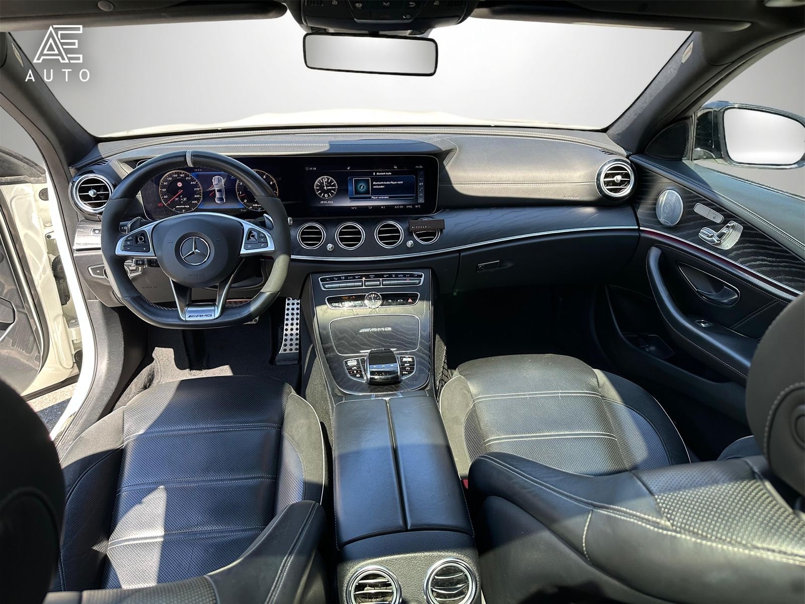 MERCEDES-BENZ E 63 S - 10
