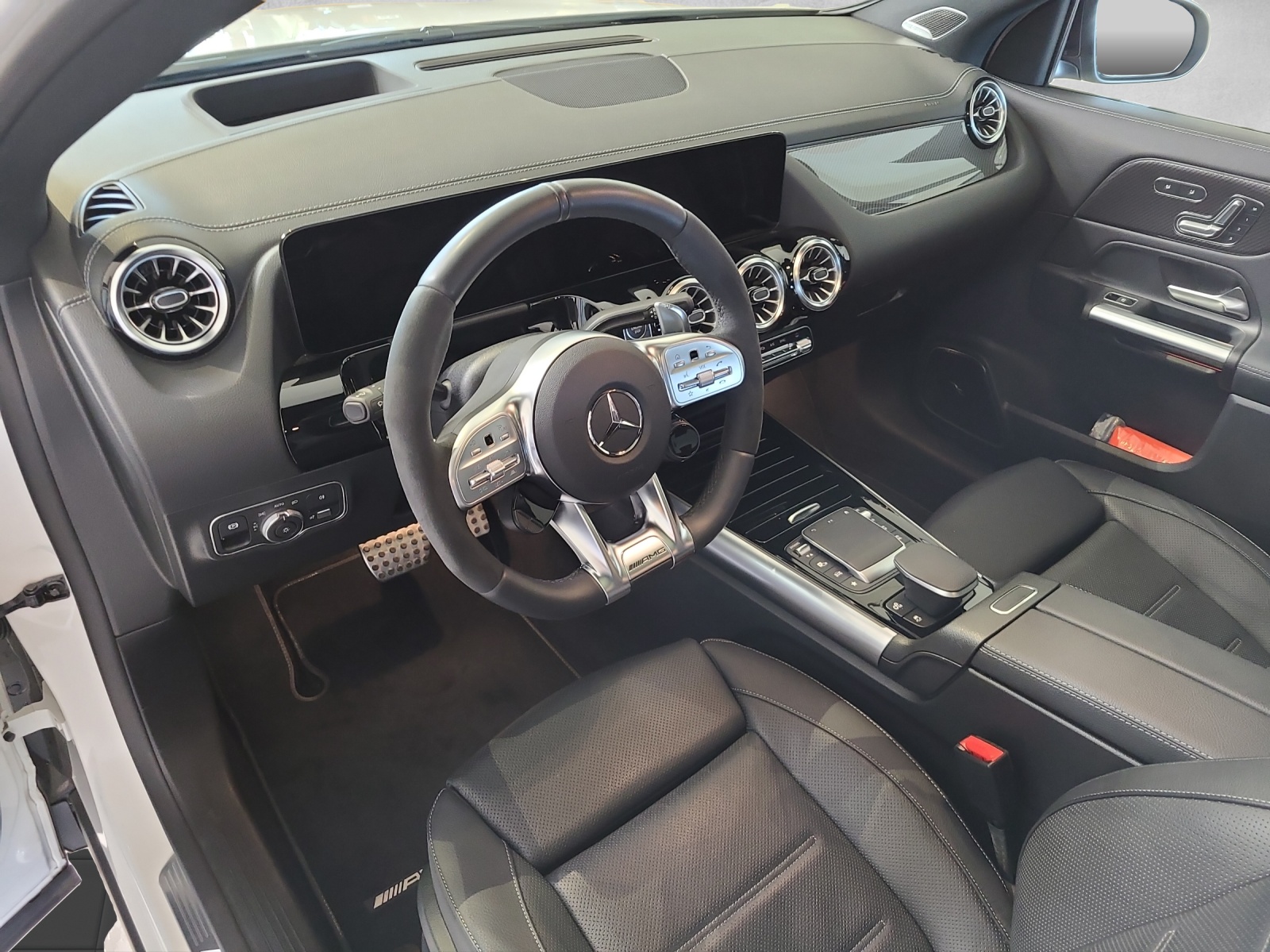 MERCEDES-BENZ GLA-Klasse H247 GLA 35 AMG 4ma - 7