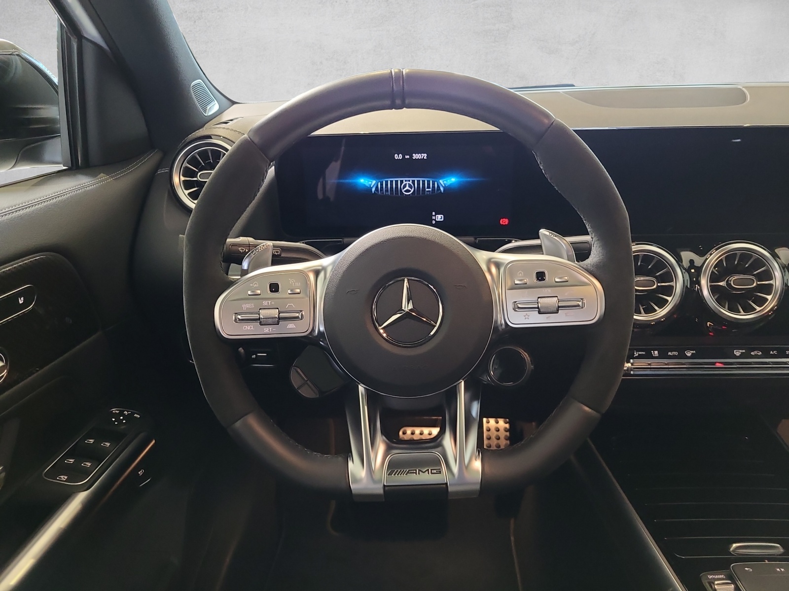 MERCEDES-BENZ GLA-Klasse H247 GLA 35 AMG 4ma - 13