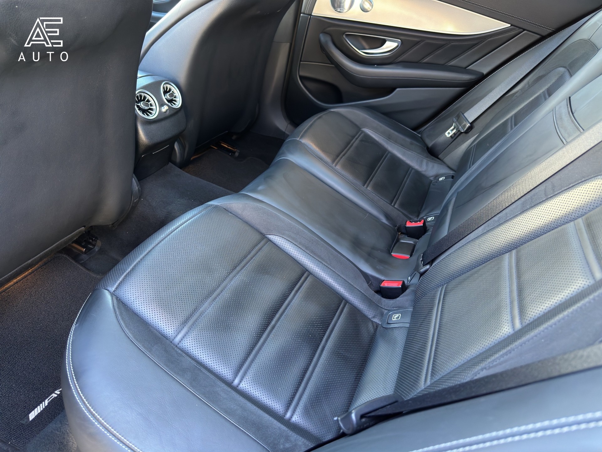 MERCEDES-BENZ E 63 AMG 4 Matic 9G-Tronic - 11