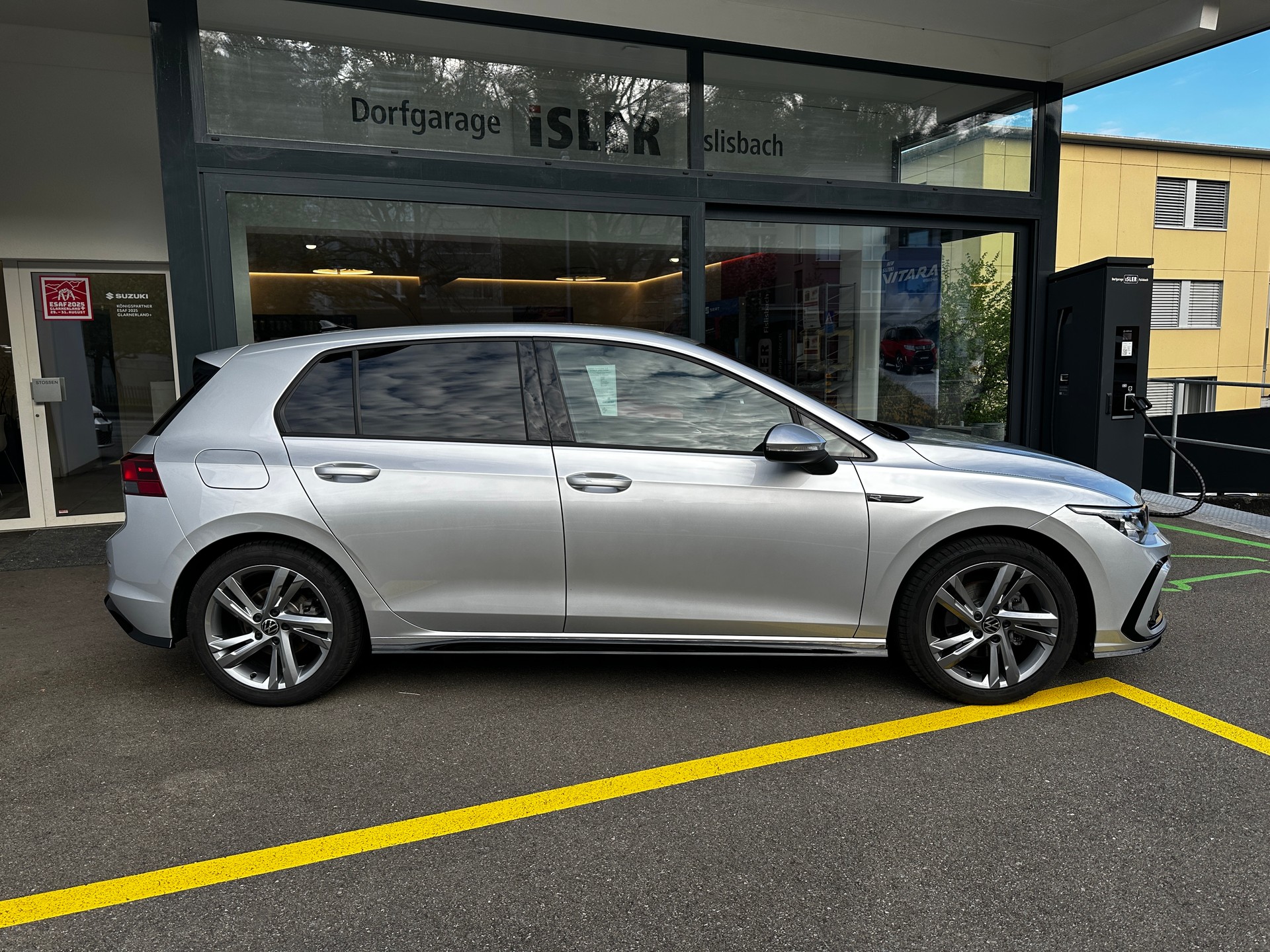 VW Golf 1.5 eTSI  mHEV ACT R-Line DSG - 2