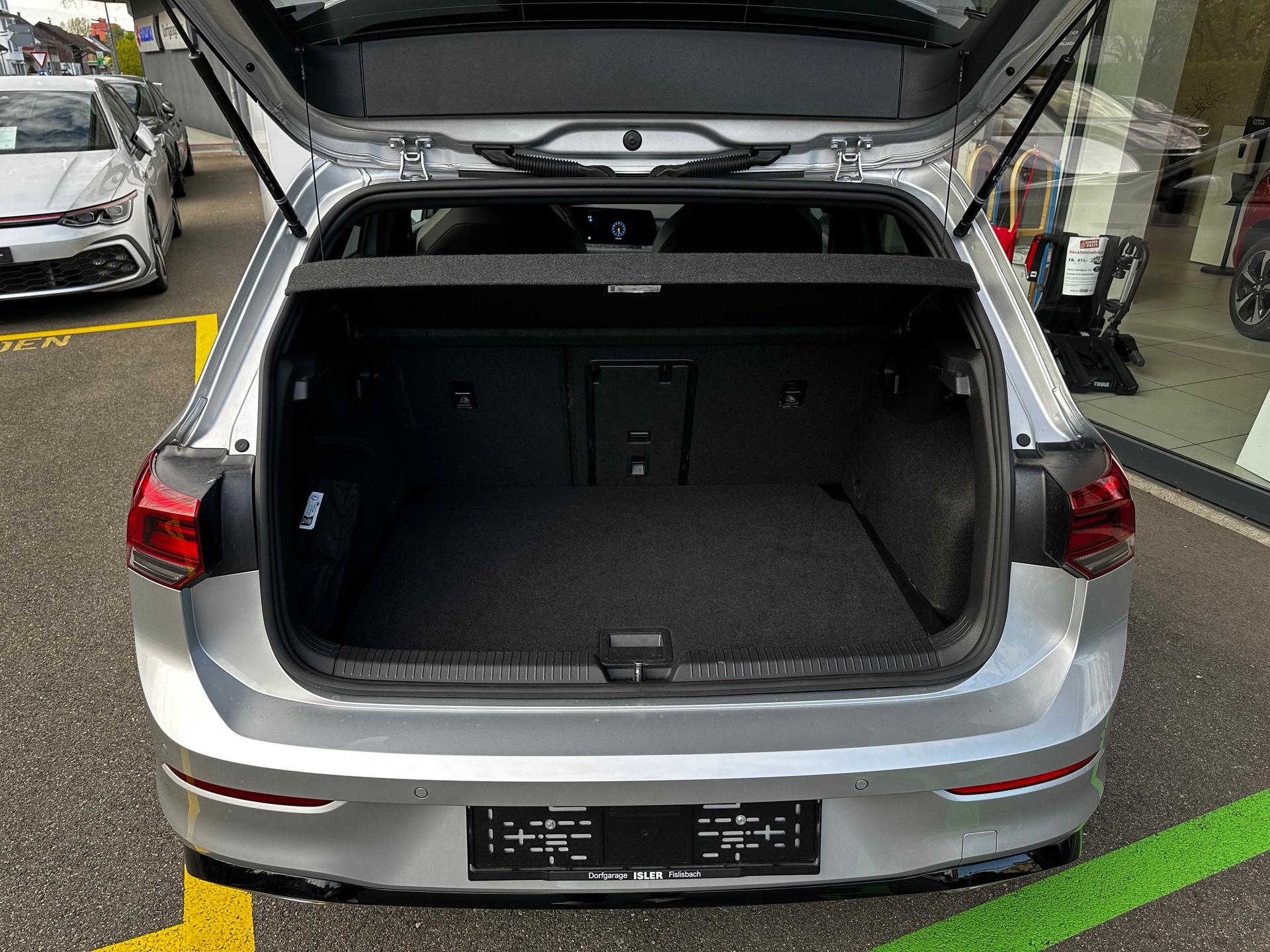 VW Golf 1.5 eTSI  mHEV ACT R-Line DSG - 7