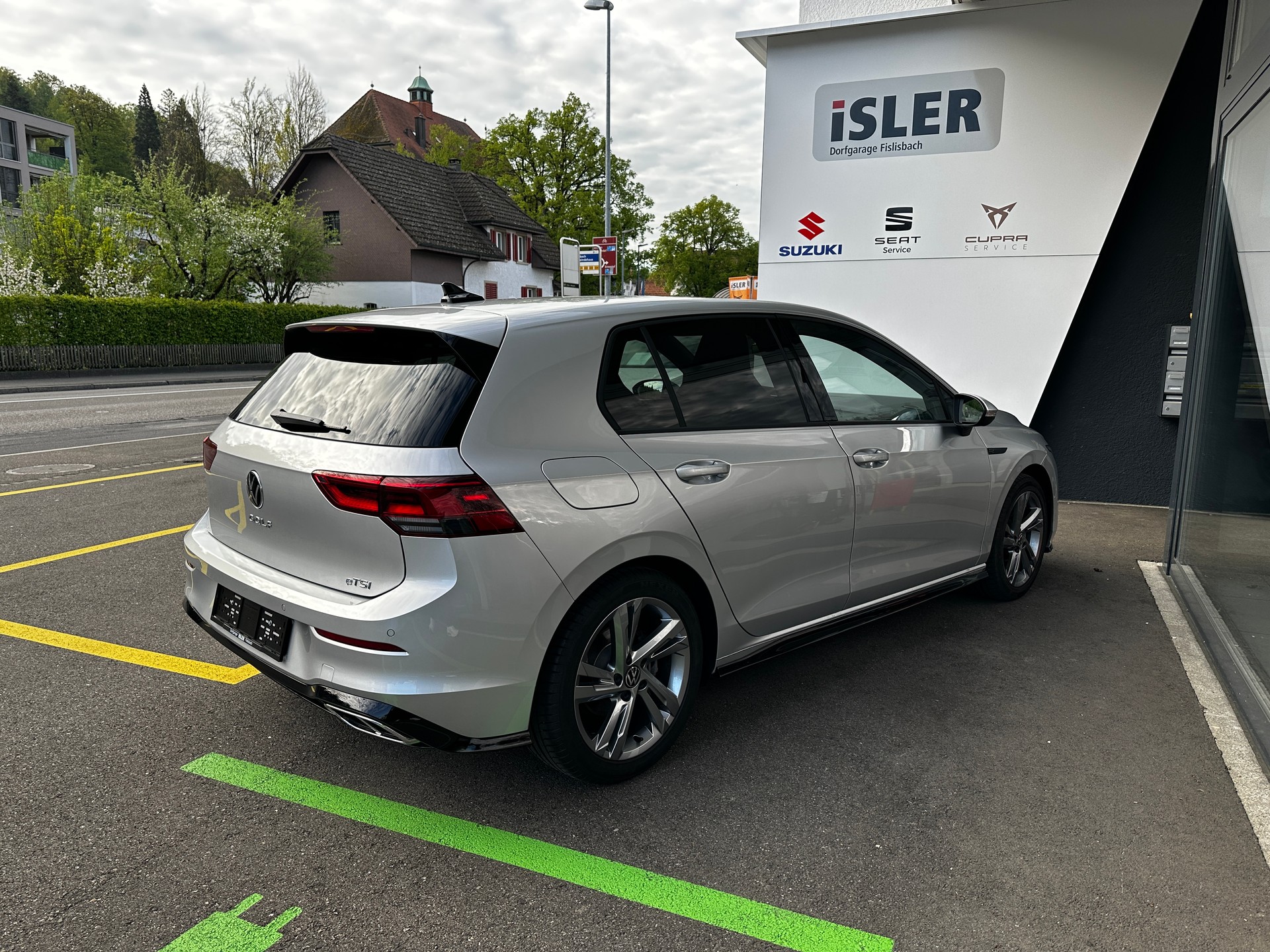 VW Golf 1.5 eTSI  mHEV ACT R-Line DSG - 6