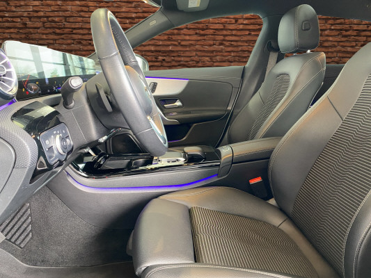 MERCEDES-BENZ CLA SB 250Progress. 4M 7G - 12