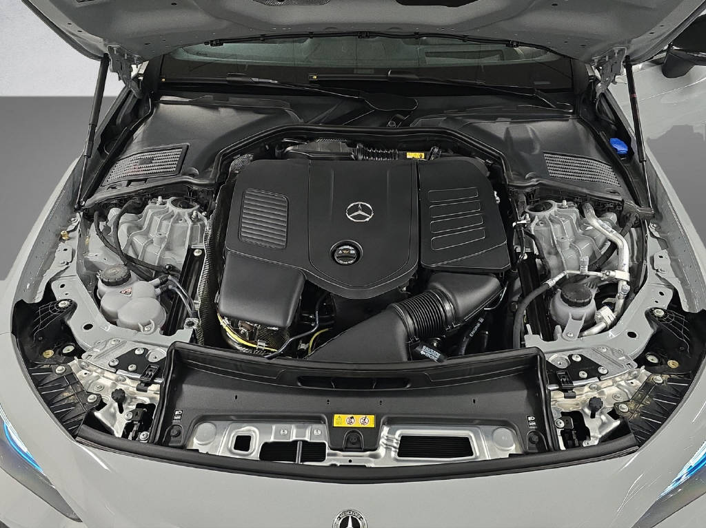 MERCEDES-BENZ CLE 300 AMG Line 4Matic Cabriolet - 9