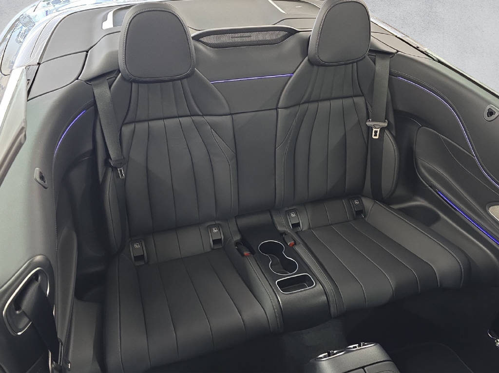 MERCEDES-BENZ CLE 300 AMG Line 4Matic Cabriolet - 13
