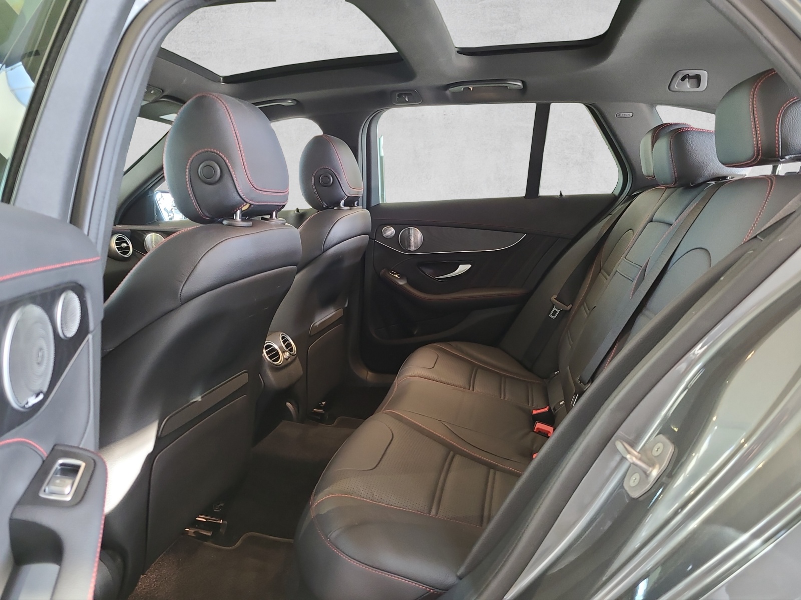 MERCEDES-BENZ C 43 AMG 4Matic 9G-Tronic - 11