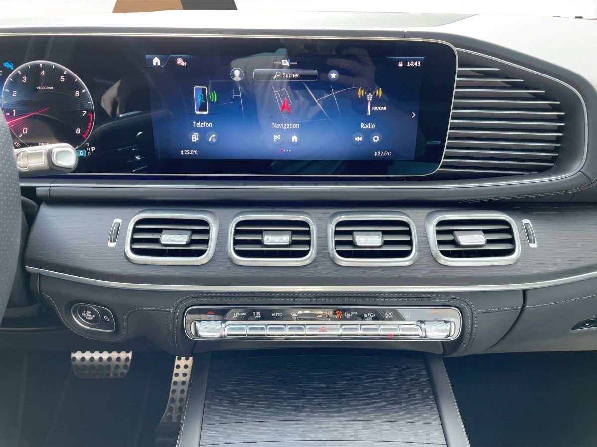 MERCEDES-BENZ GLE 63 S AMG 4Matic+ 9G-Speedshift AHK Sky - 9