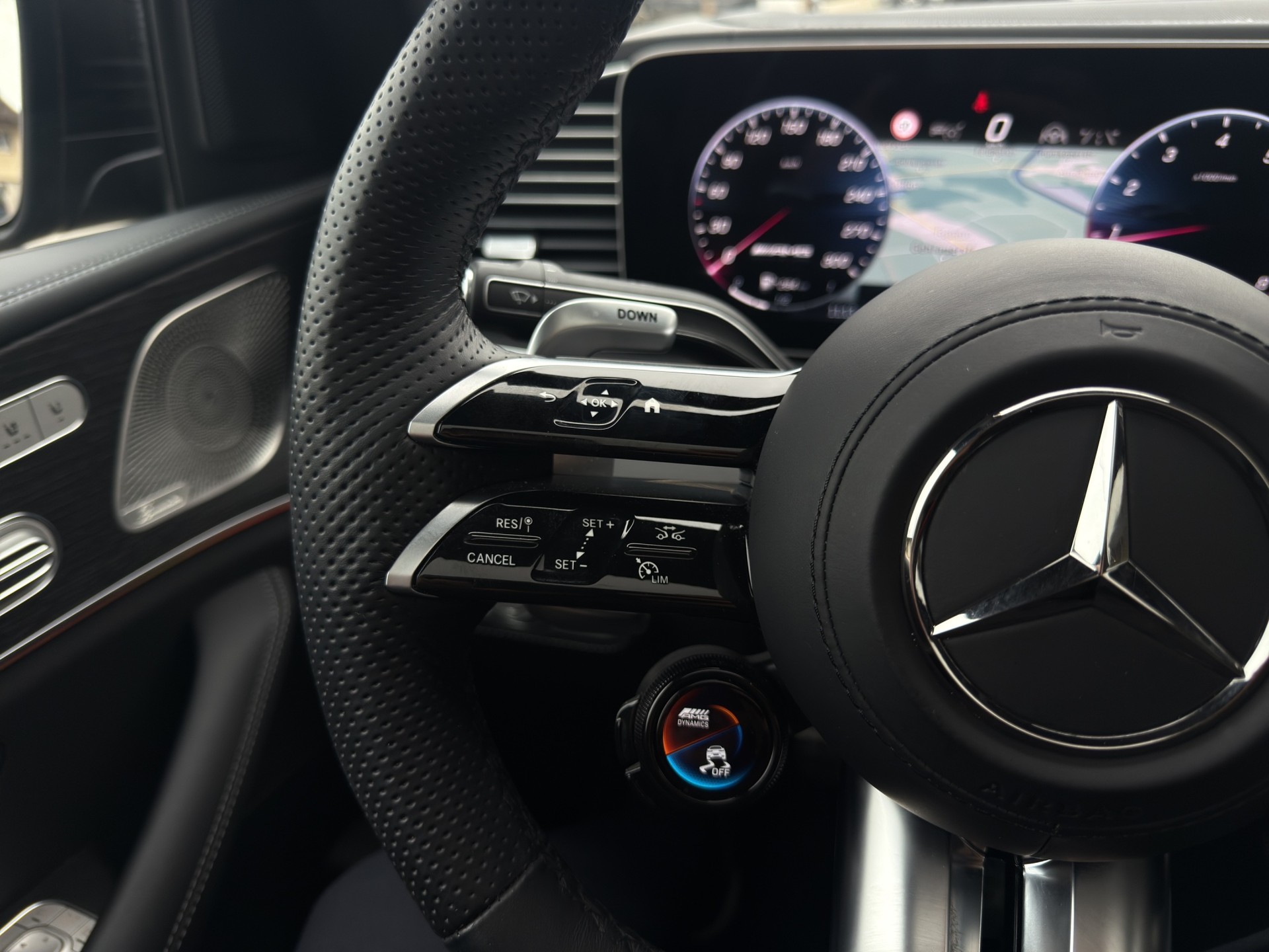 MERCEDES-BENZ GLE 63 S AMG 4Matic+ 9G-Speedshift AHK Sky - 18