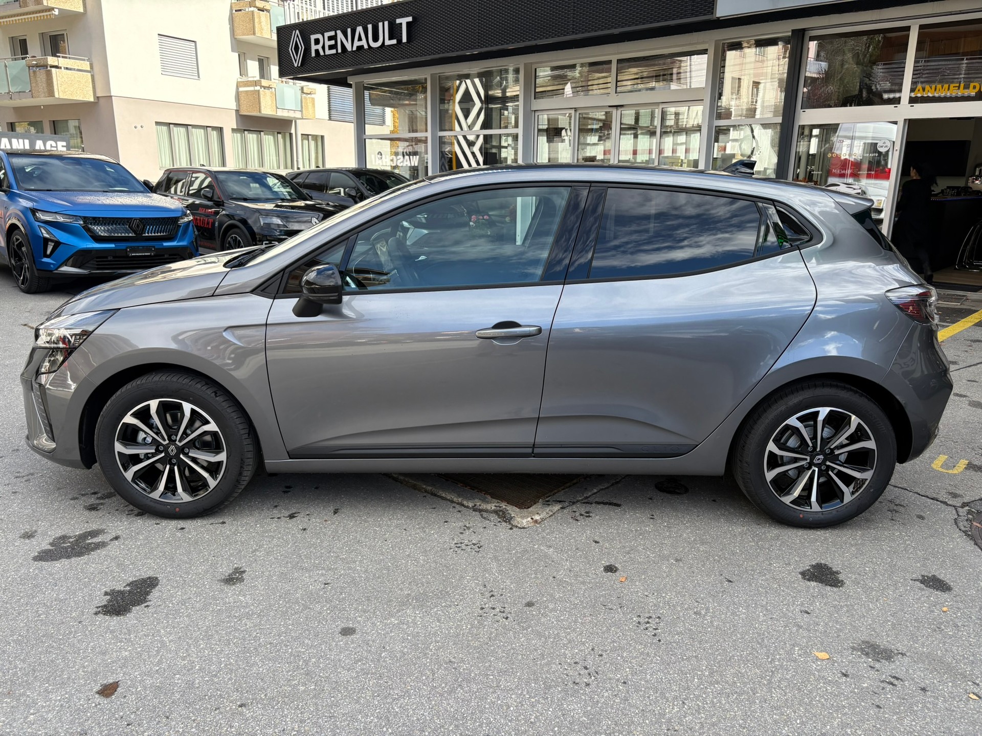 RENAULT Clio 1.6 E-Tech Generation - 6