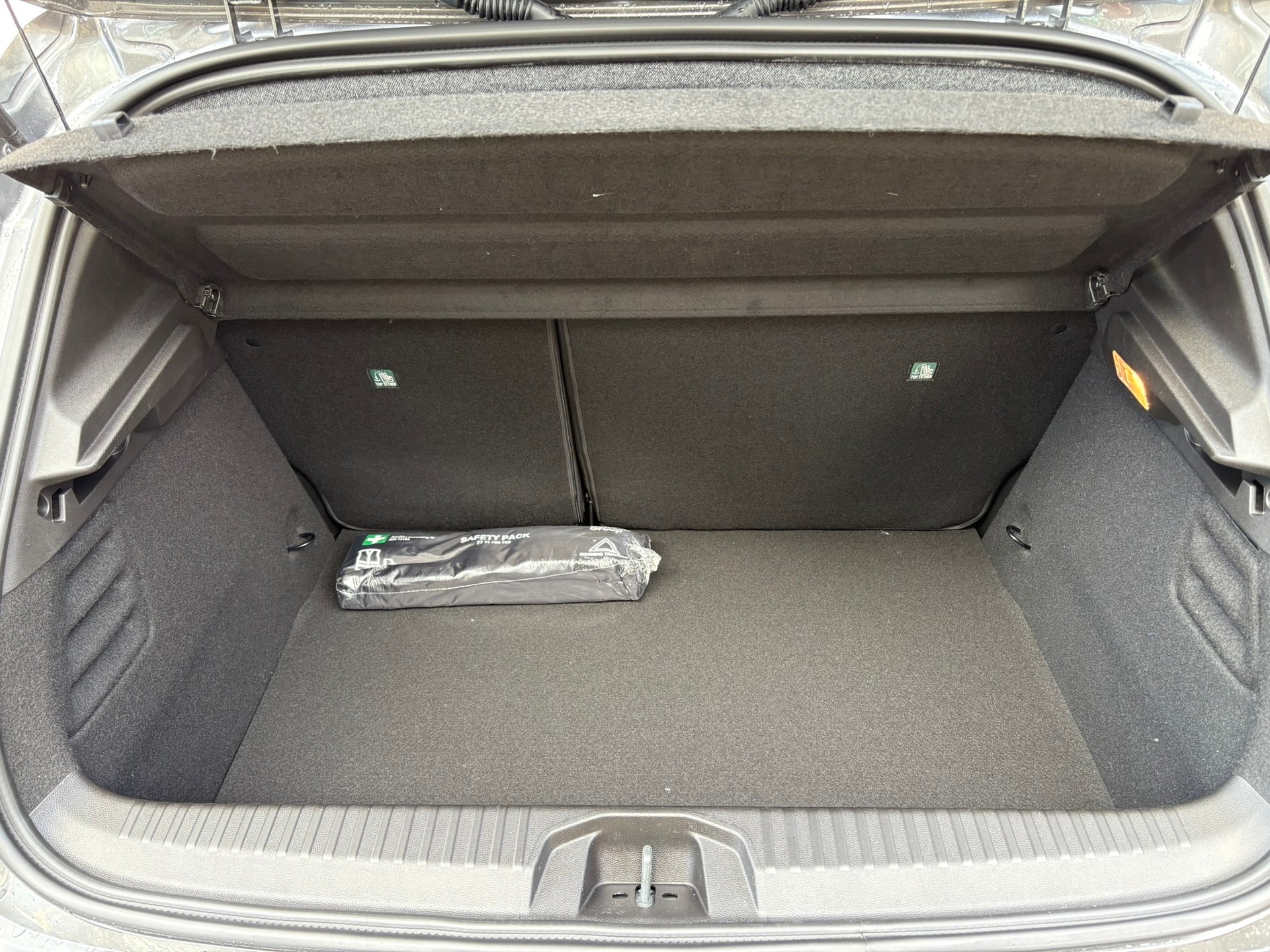 RENAULT Clio 1.6 E-Tech Generation - 13