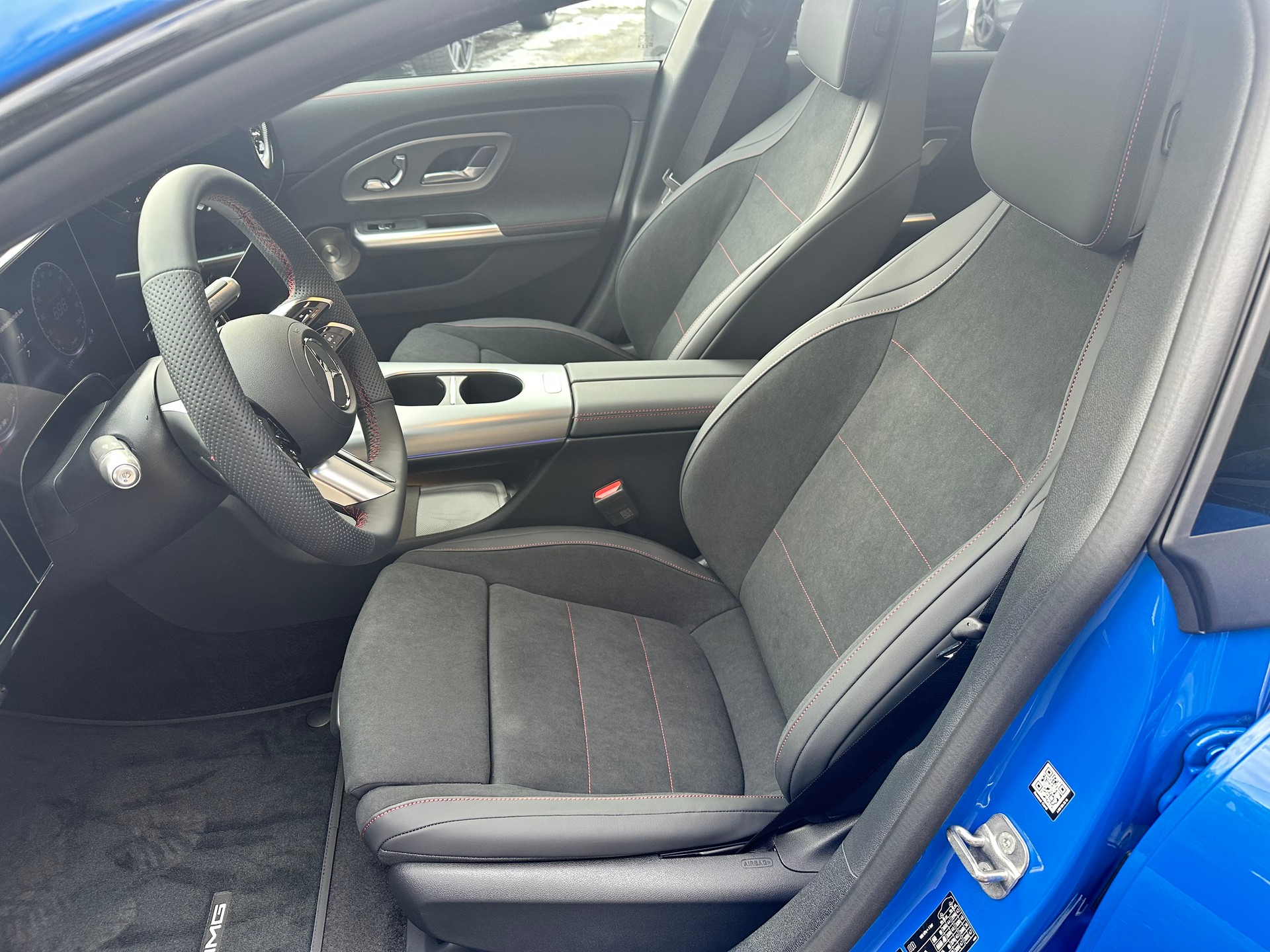 MERCEDES-BENZ CLA 350 AMG Line 4matic - 11