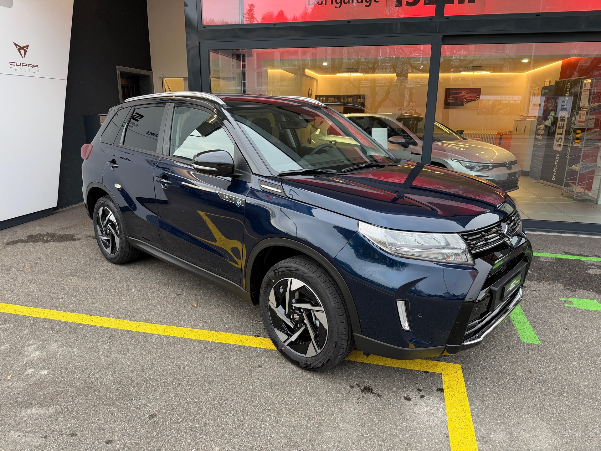 SUZUKI Vitara 1.4 T Sakura Top Hybrid 4x4