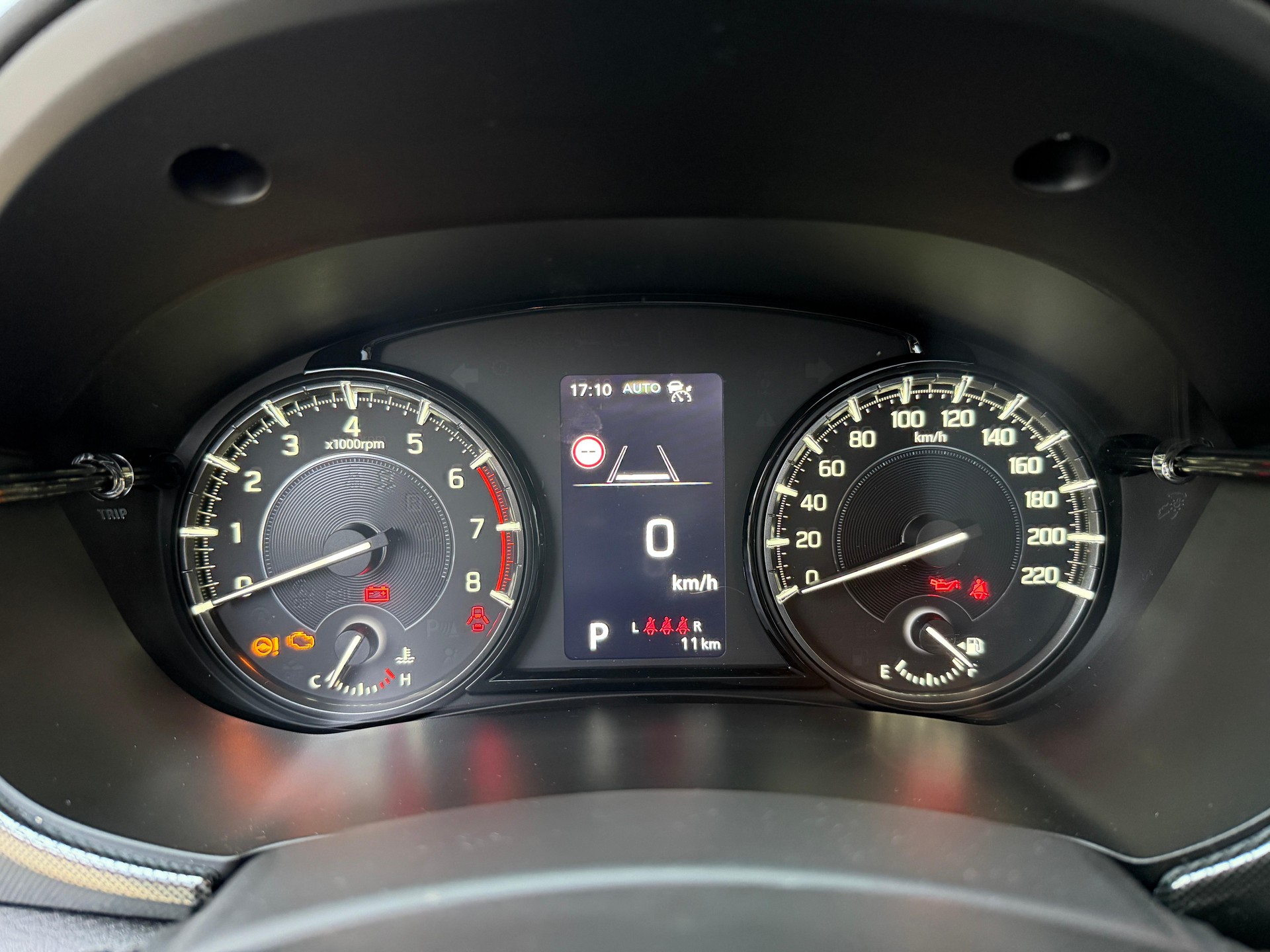 SUZUKI Vitara 1.4 T Sakura Top Hybrid 4x4 - 13