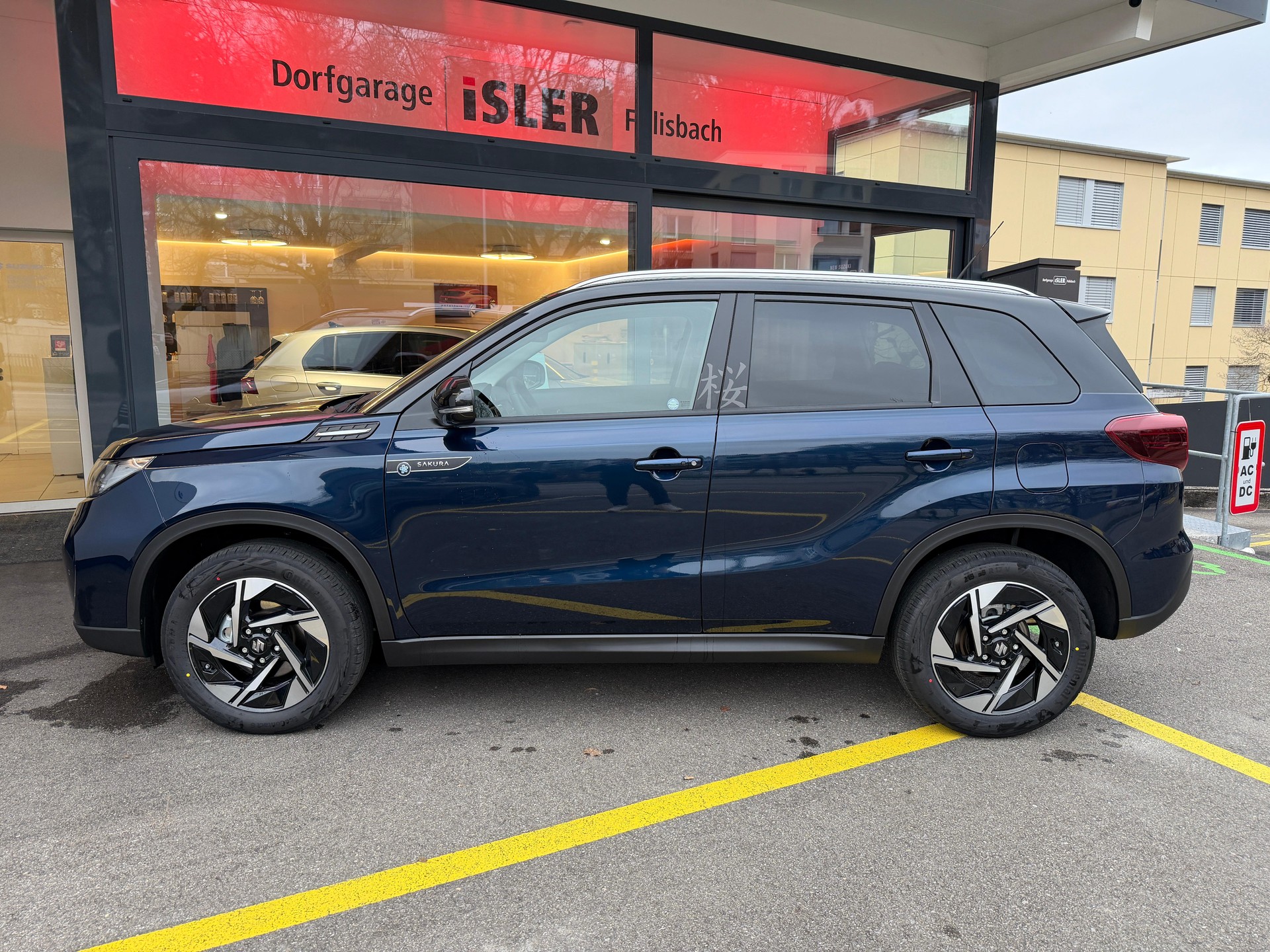 SUZUKI Vitara 1.4 T Sakura Top Hybrid 4x4 - 5