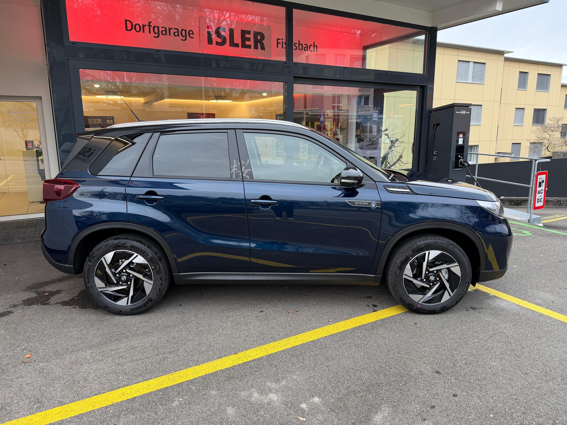 SUZUKI Vitara 1.4 T Sakura Top Hybrid 4x4 - 2
