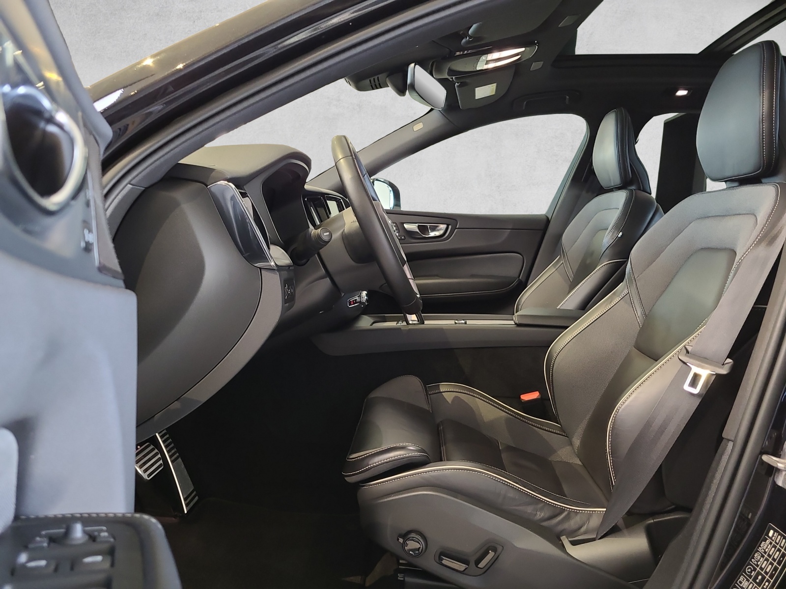 VOLVO XC60 T8 eAWD R-Design Geartronic - 8