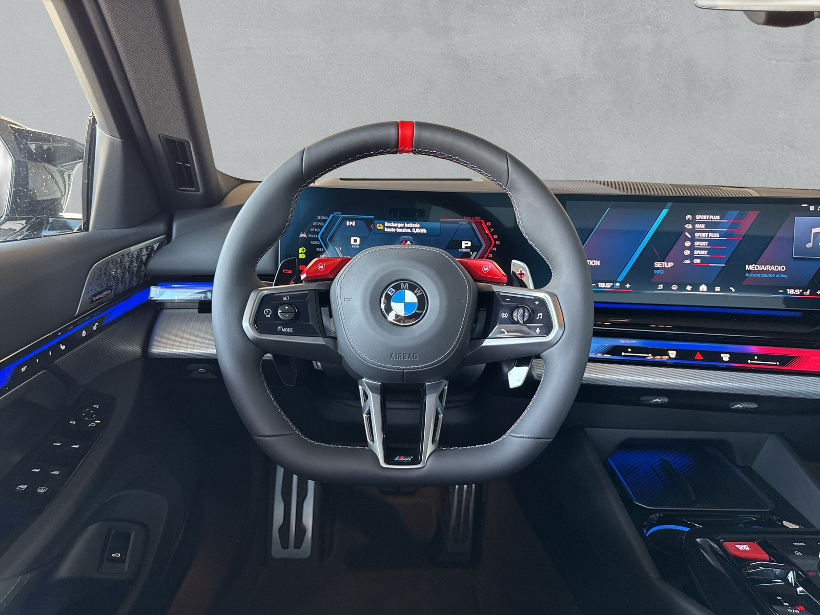 BMW M5 xDrive - 20