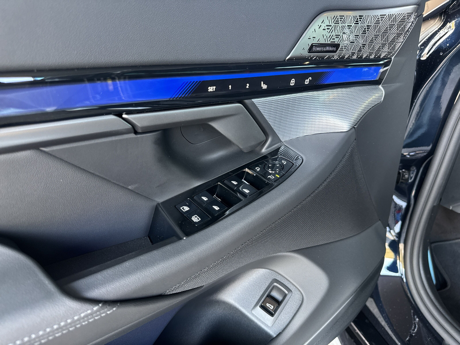 BMW M5 xDrive - 21