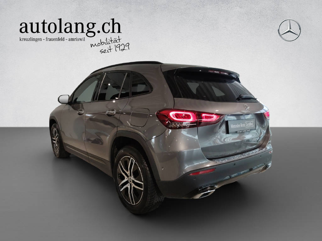 MERCEDES-BENZ GLA 200 Progressive - 3