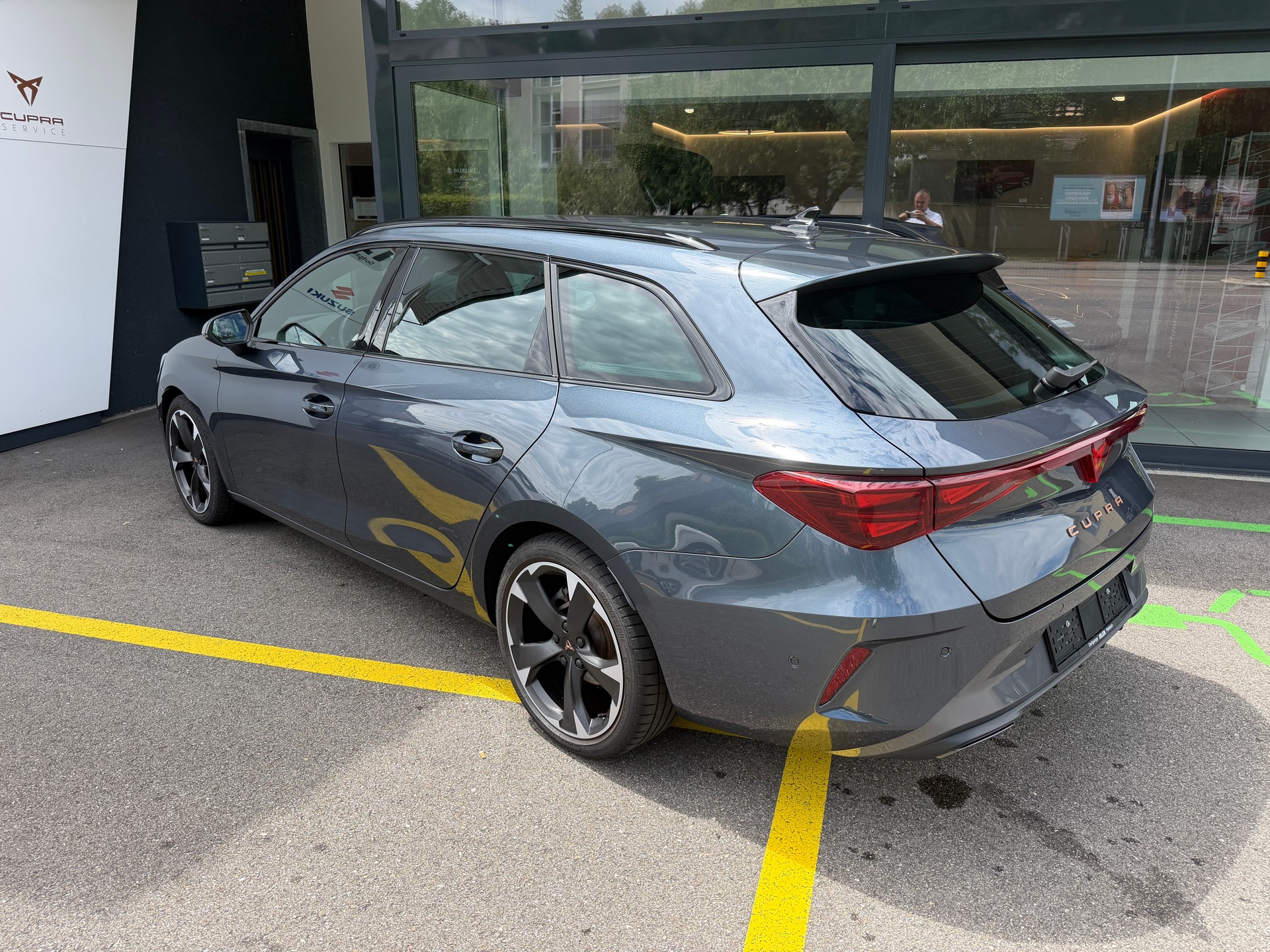 CUPRA LEON ST 1.5 eTSI DSG - 4