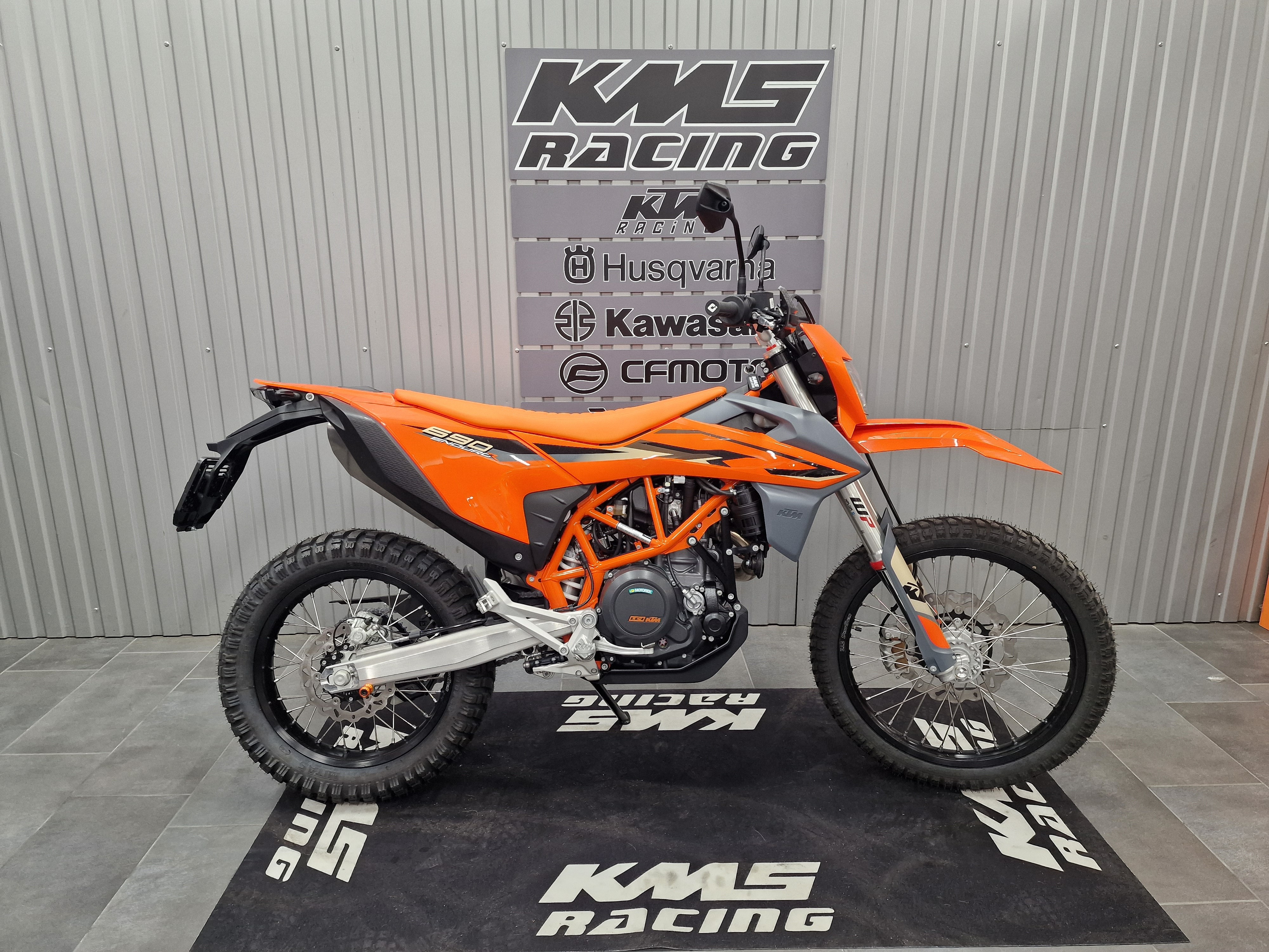 KTM 690
