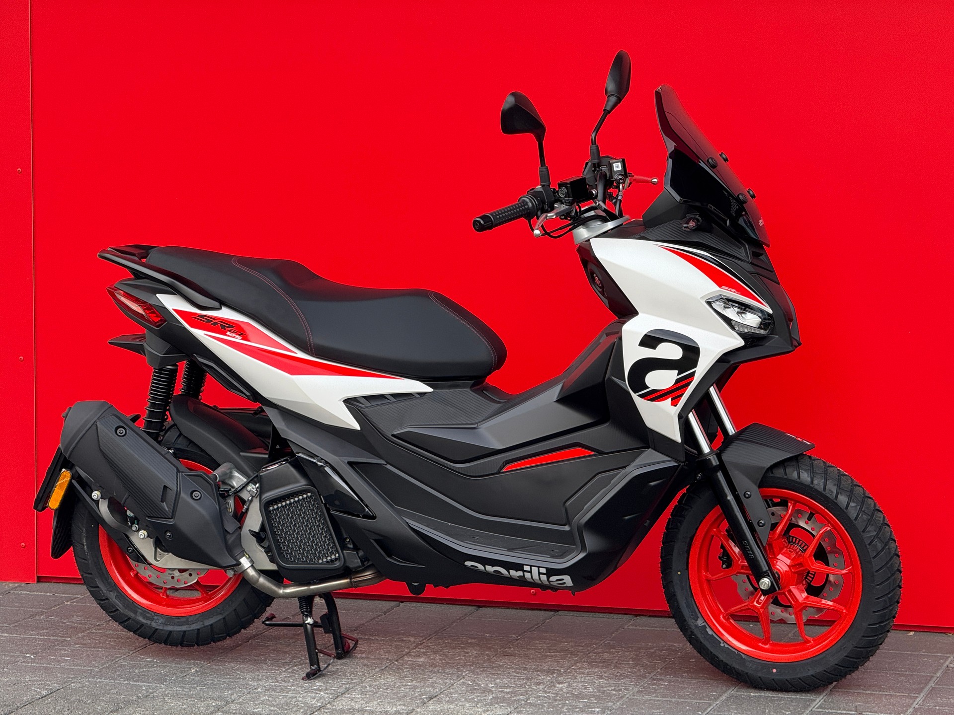 APRILIA SR 125 GT Sport ABS - 10