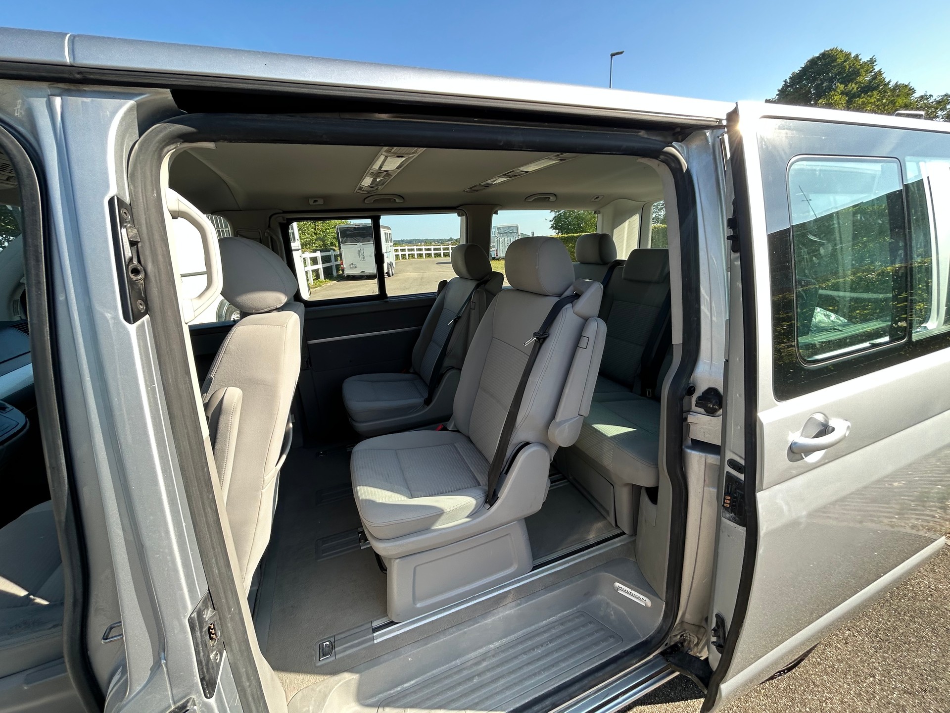 VW T5 Multivan 2.0 TDI CR Comfortline 4Motion - 12