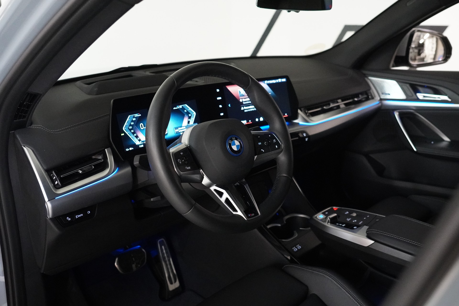 BMW iX2 xDrive 30 M Sport Pro - 23